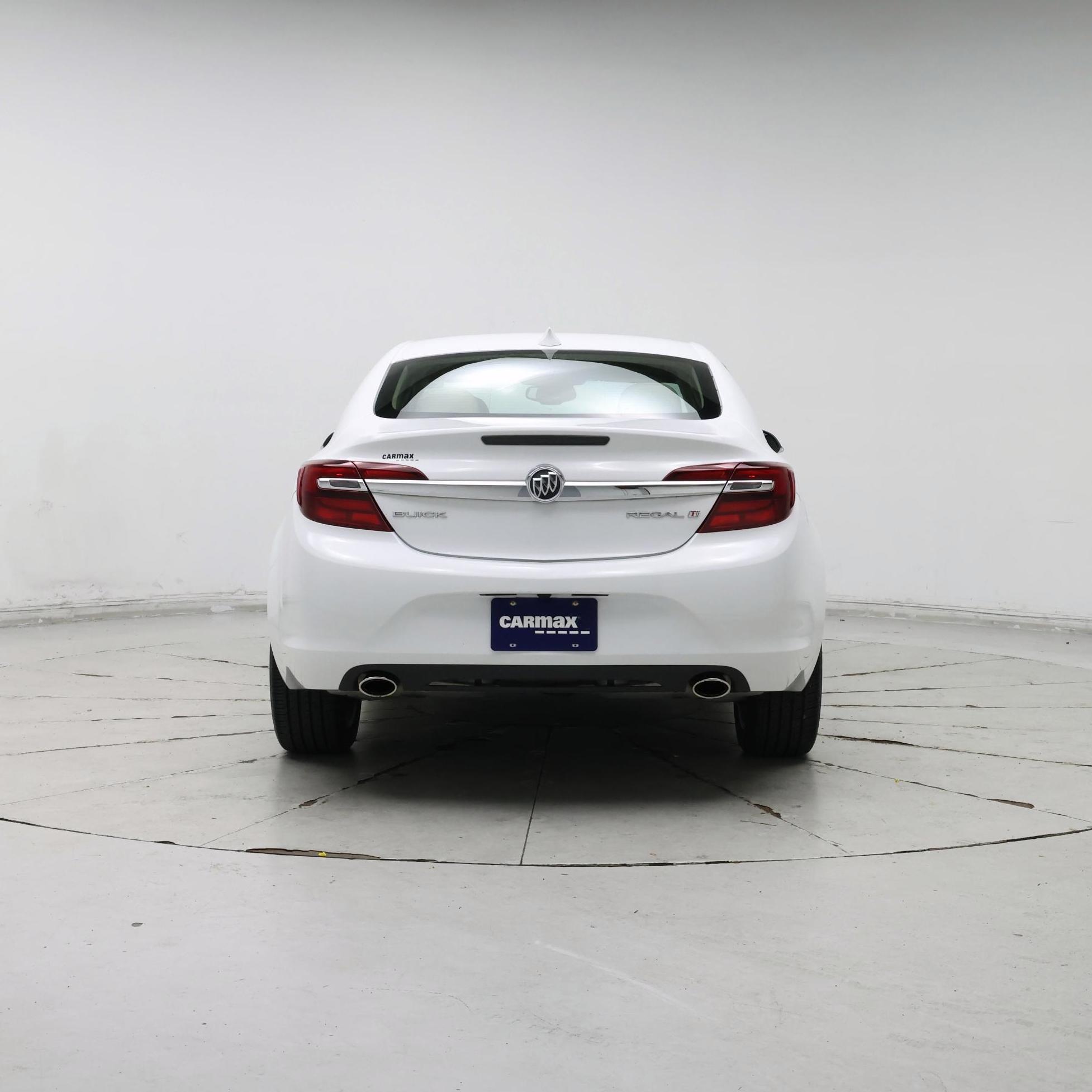 Thumbnail: 2015 Buick Regal - 6