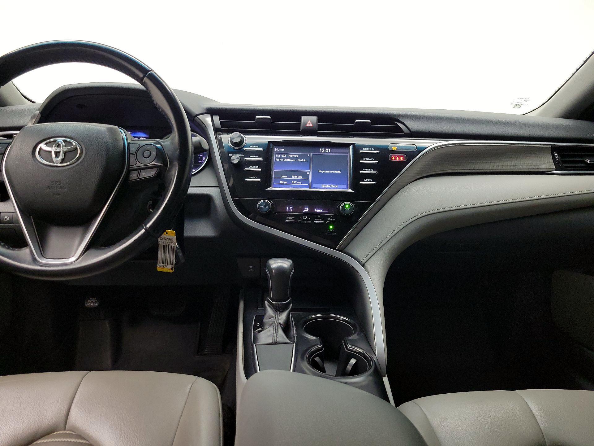 Thumbnail: 2018 Toyota Camry - 9