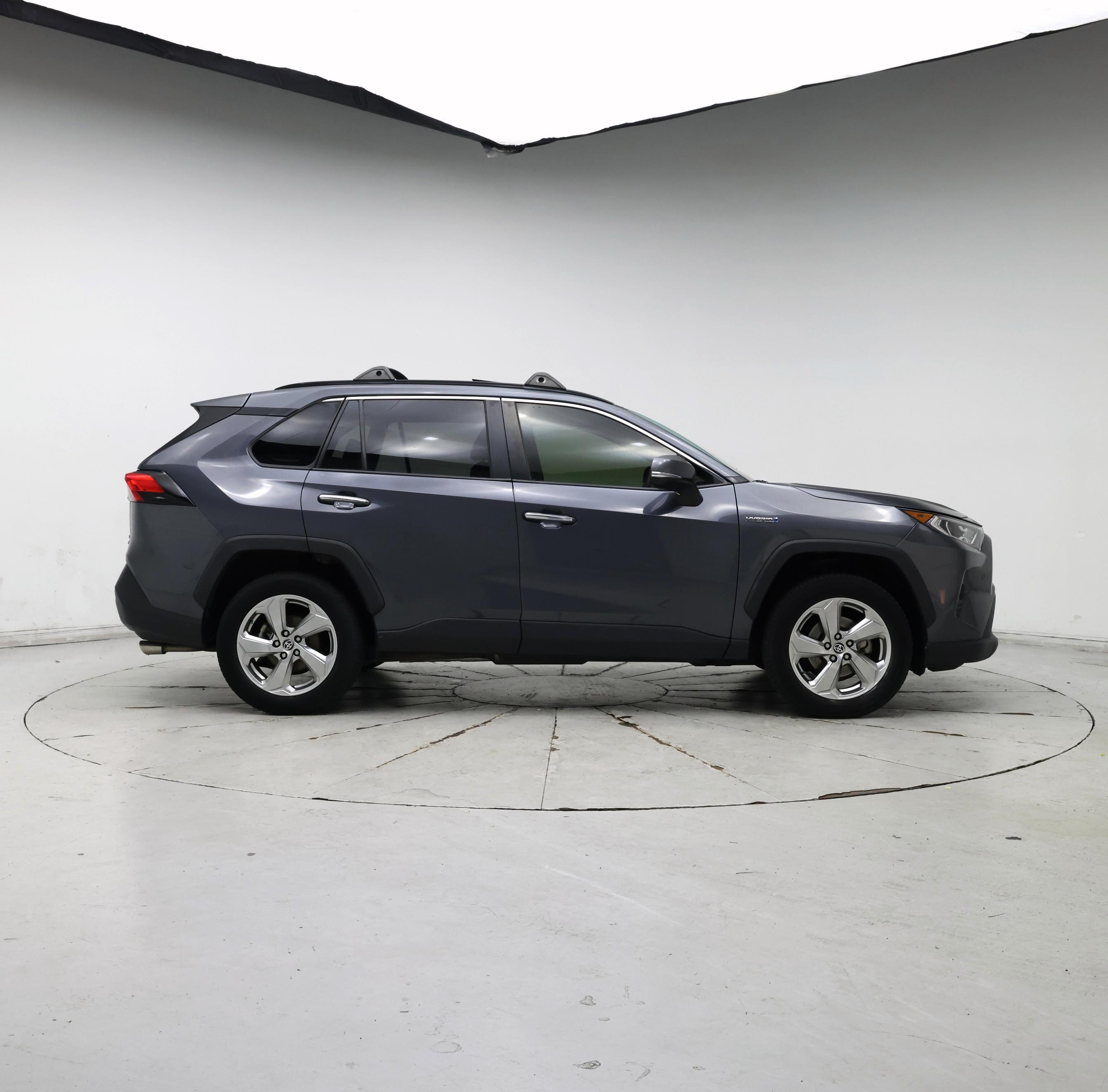 Thumbnail: 2020 Toyota RAV4 - 7