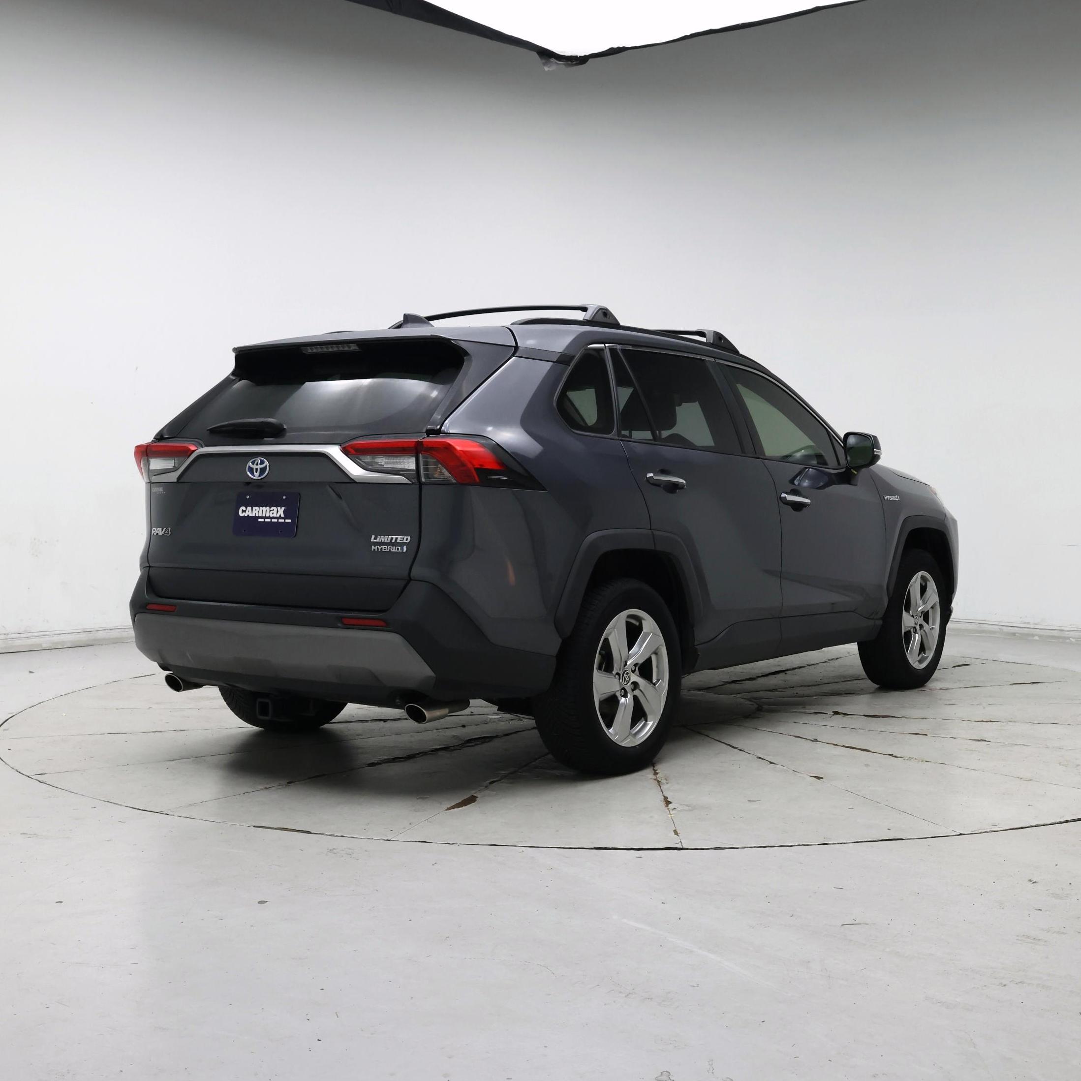 Thumbnail: 2020 Toyota RAV4 - 8