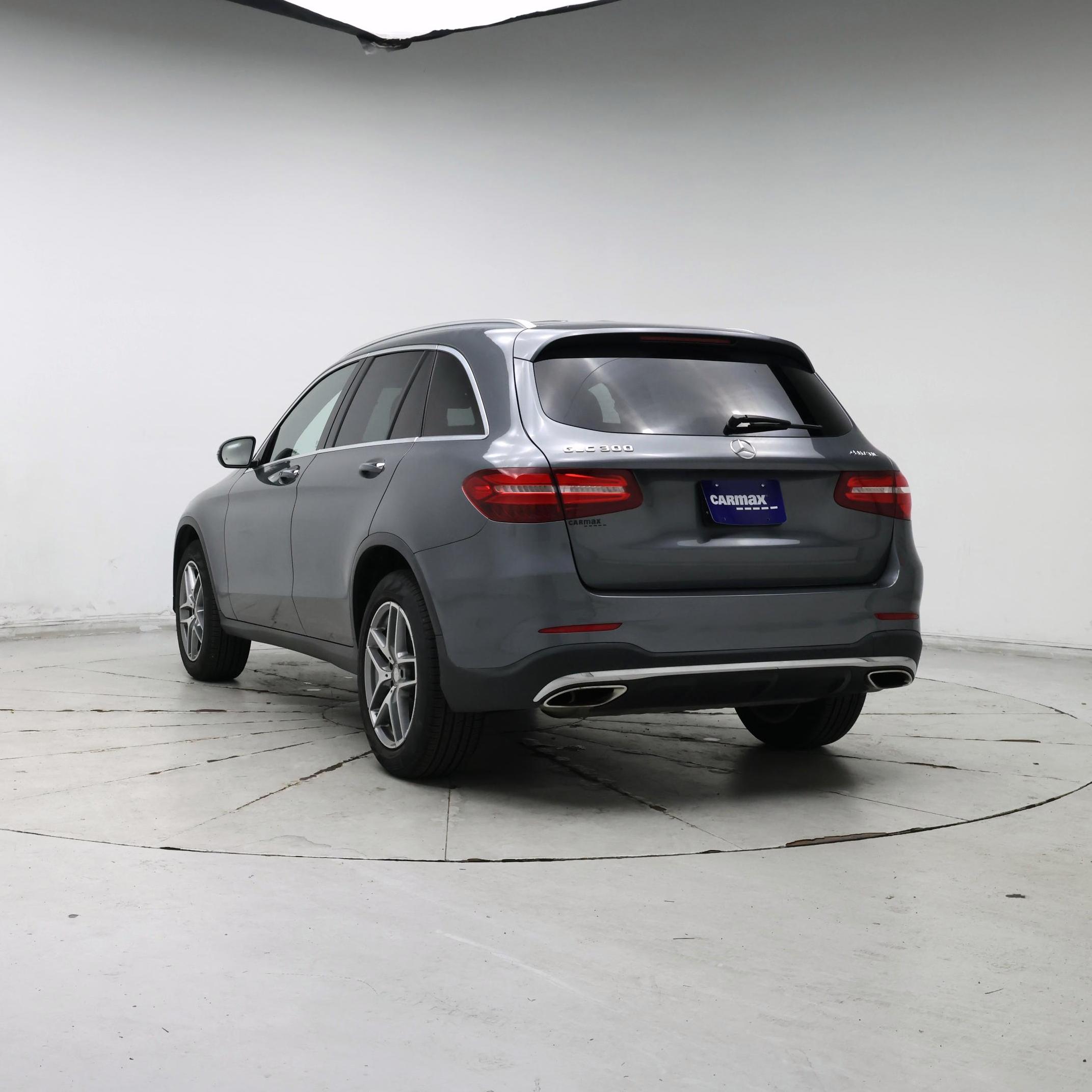 Thumbnail: 2016 Mercedes-Benz GLC - 2
