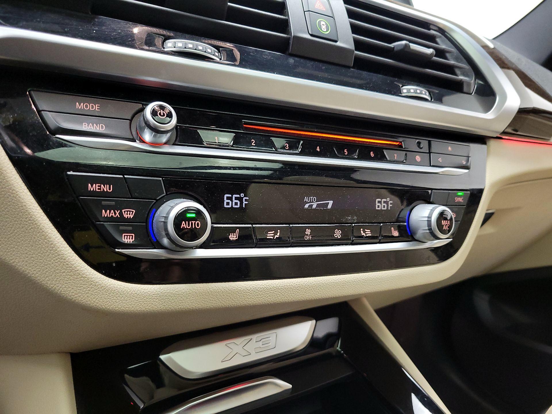 Thumbnail: 2018 BMW X3 - 16
