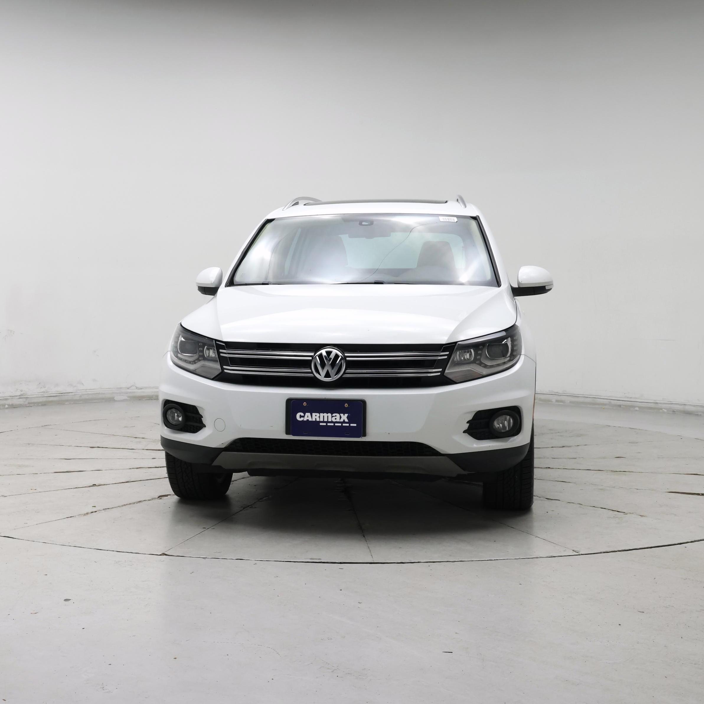 Thumbnail: 2016 Volkswagen Tiguan - 5