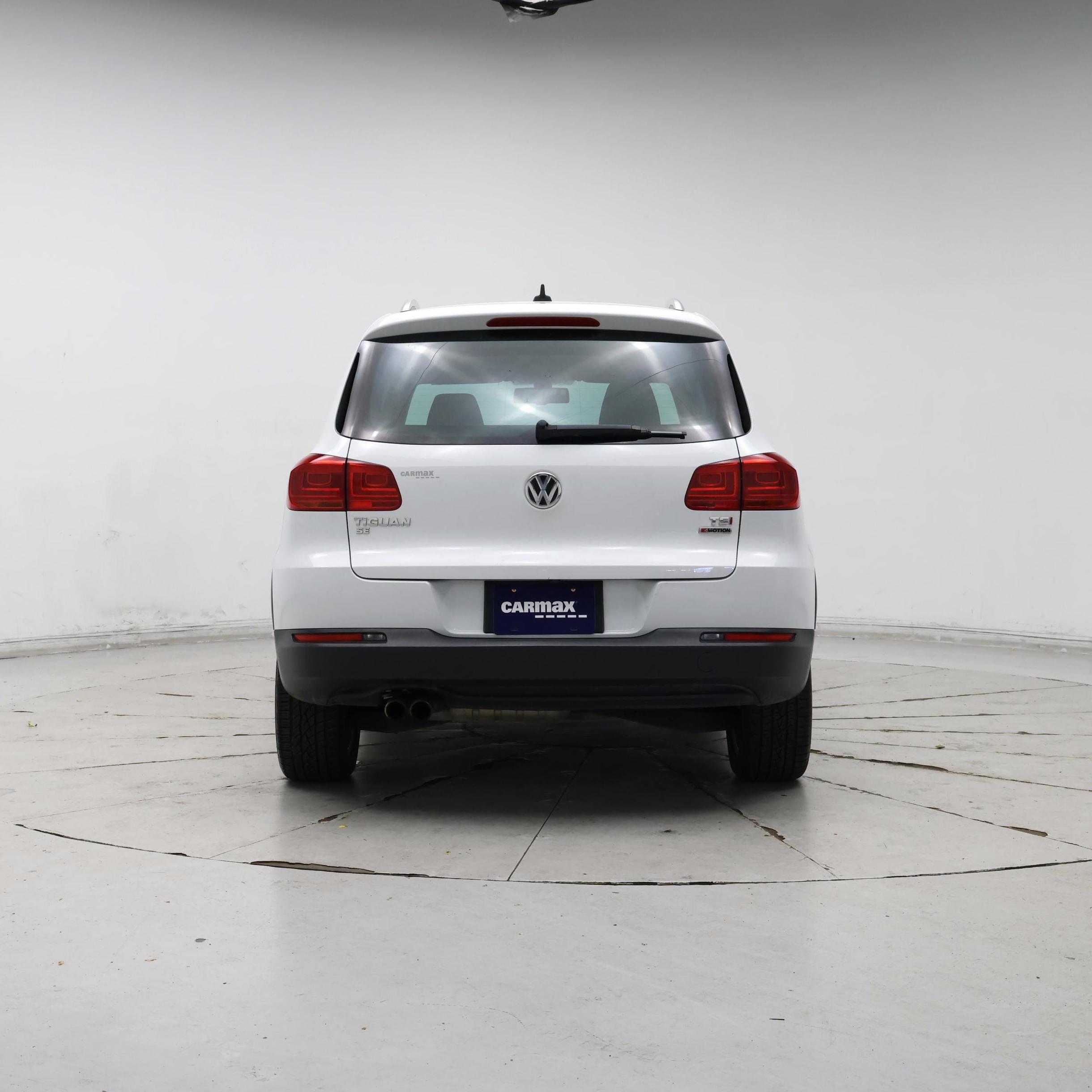 Thumbnail: 2016 Volkswagen Tiguan - 6