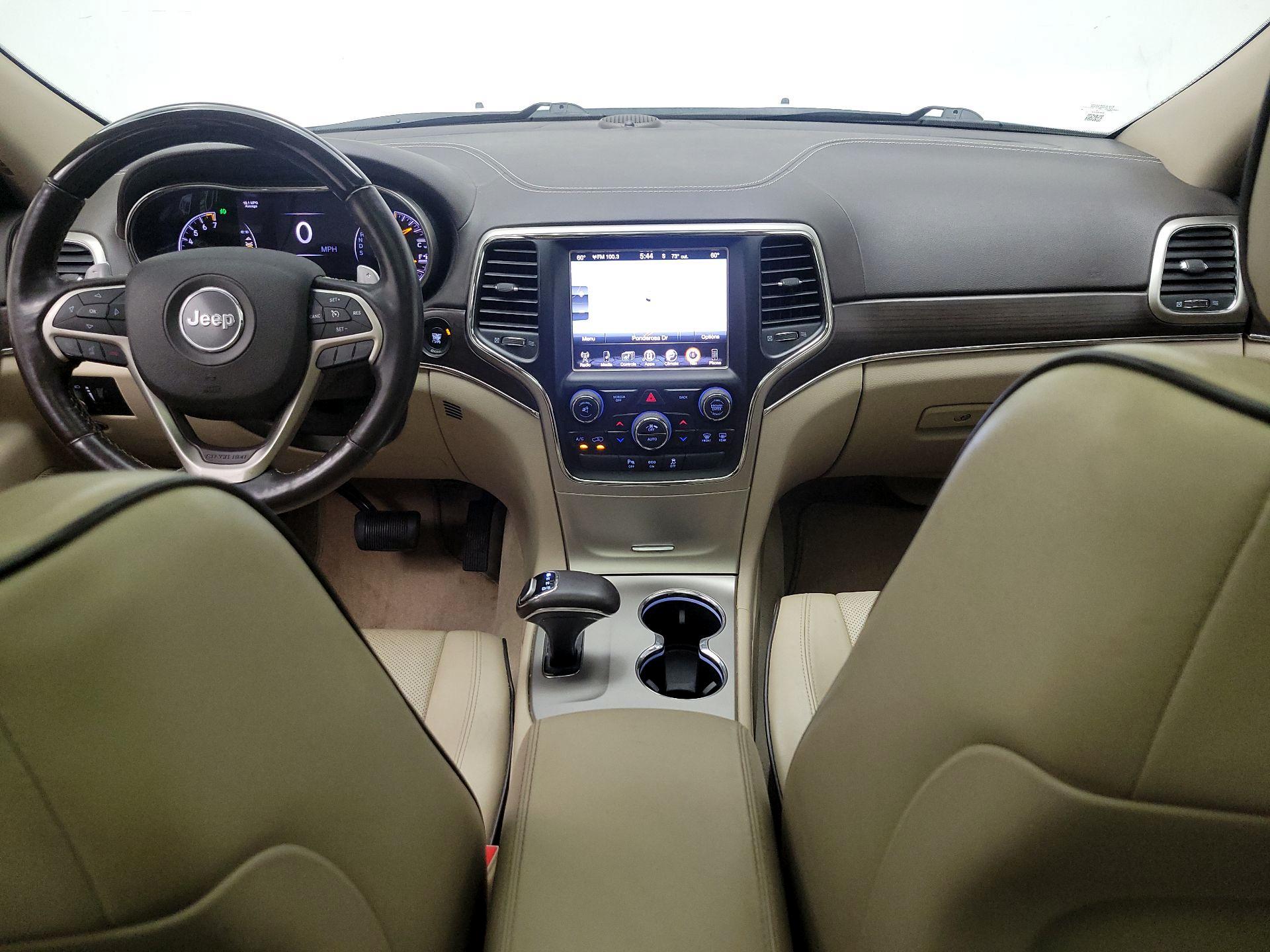 Thumbnail: 2015 Jeep Grand Cherokee - 9