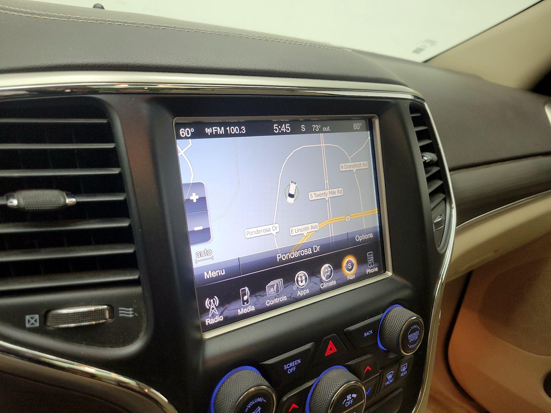 Thumbnail: 2015 Jeep Grand Cherokee - 14
