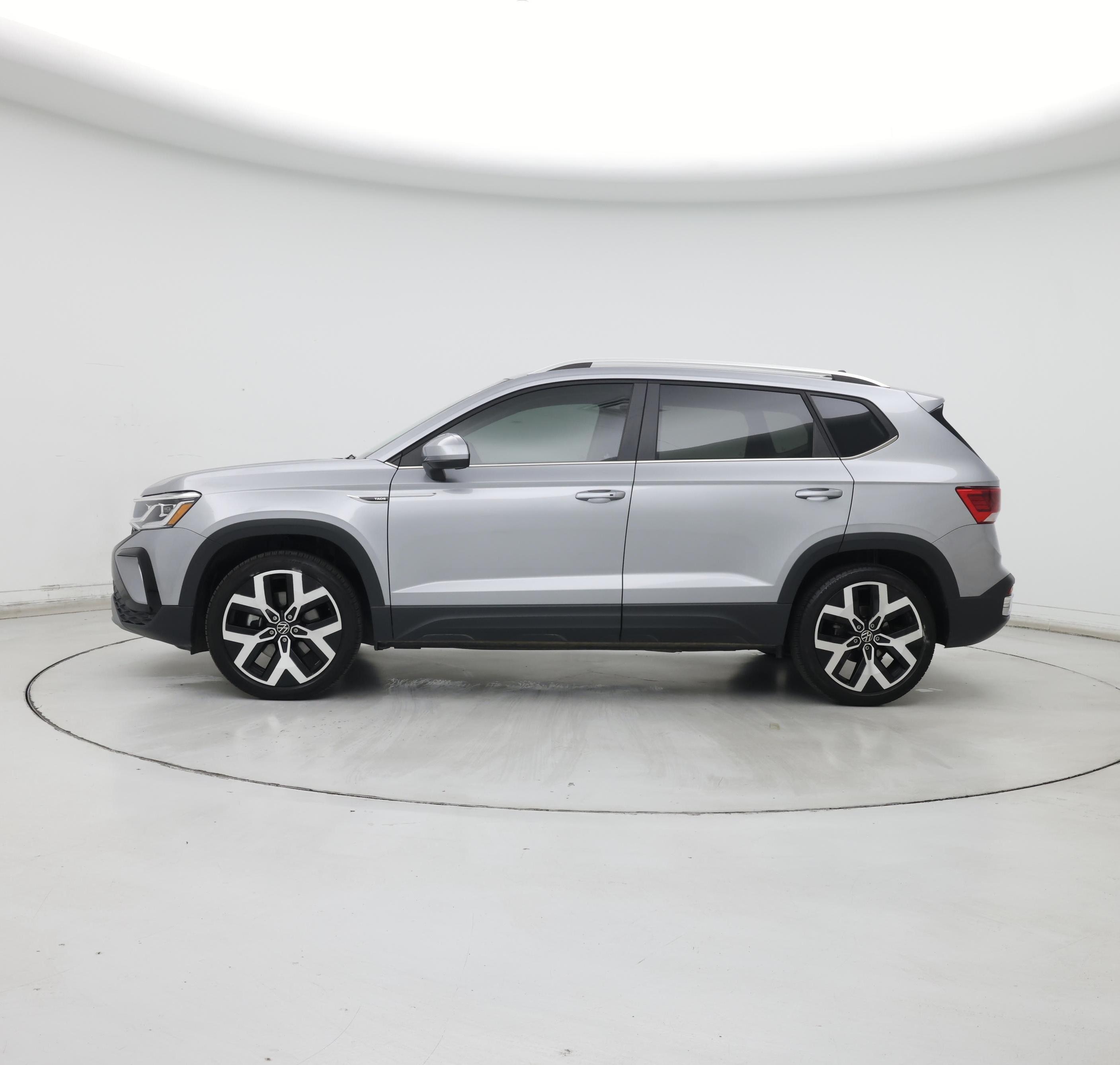 Thumbnail: 2023 Volkswagen Taos - 3