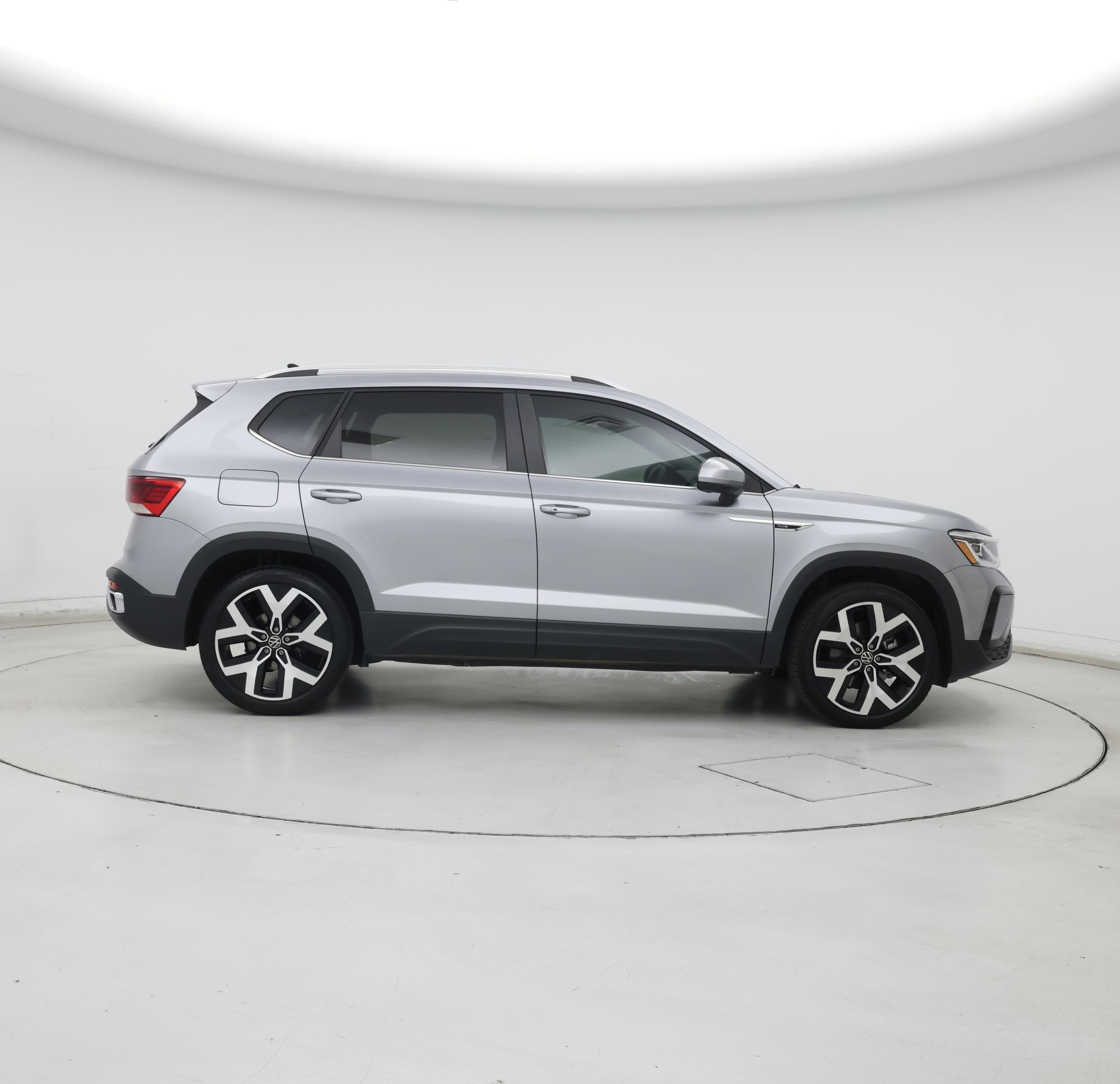 Thumbnail: 2023 Volkswagen Taos - 7