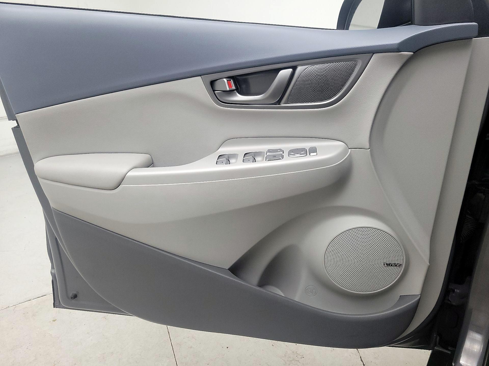 Thumbnail: 2021 Hyundai Kona - 12