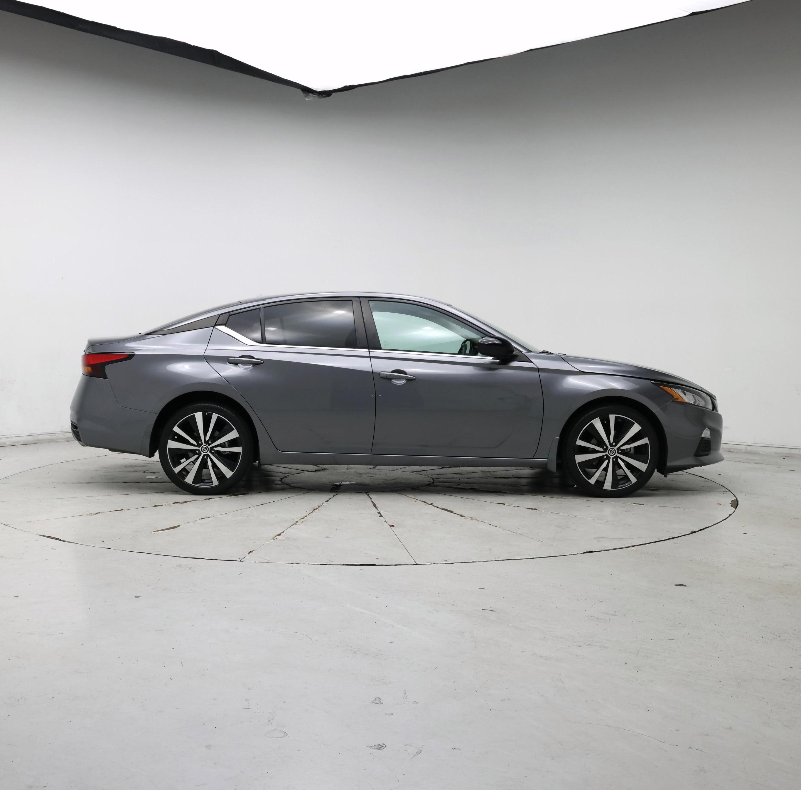 Thumbnail: 2020 Nissan Altima - 7