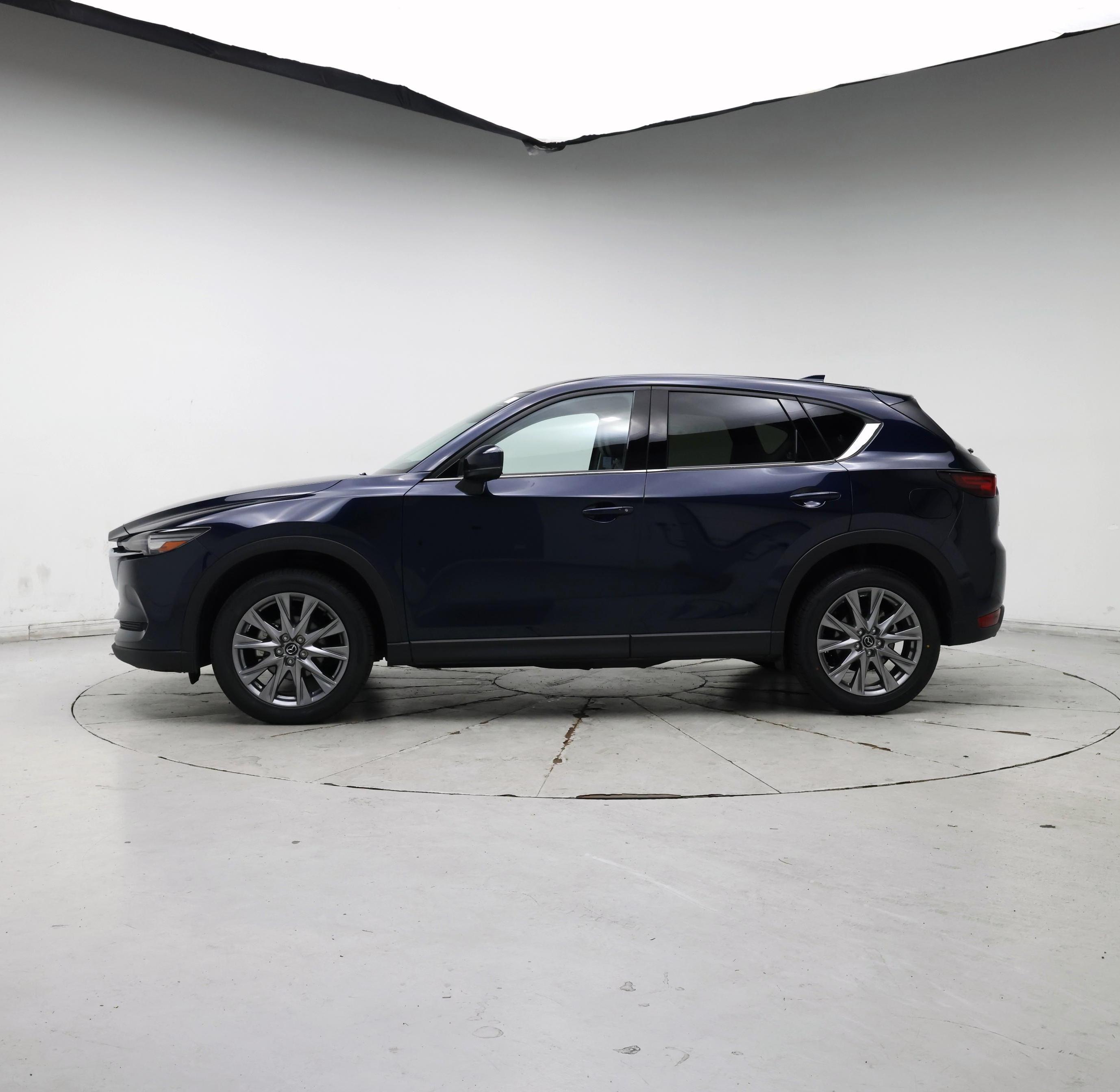 Thumbnail: 2021 Mazda CX-5 - 3
