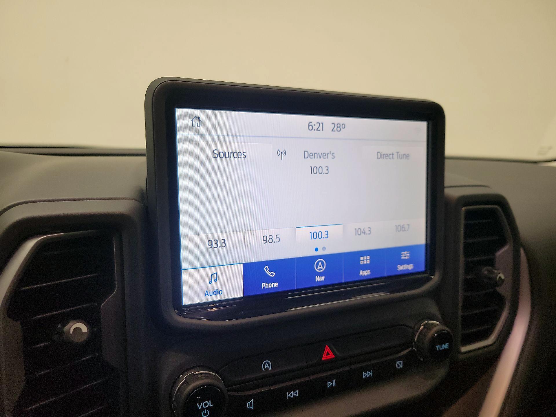 Thumbnail: 2021 Ford Bronco Sport - 16