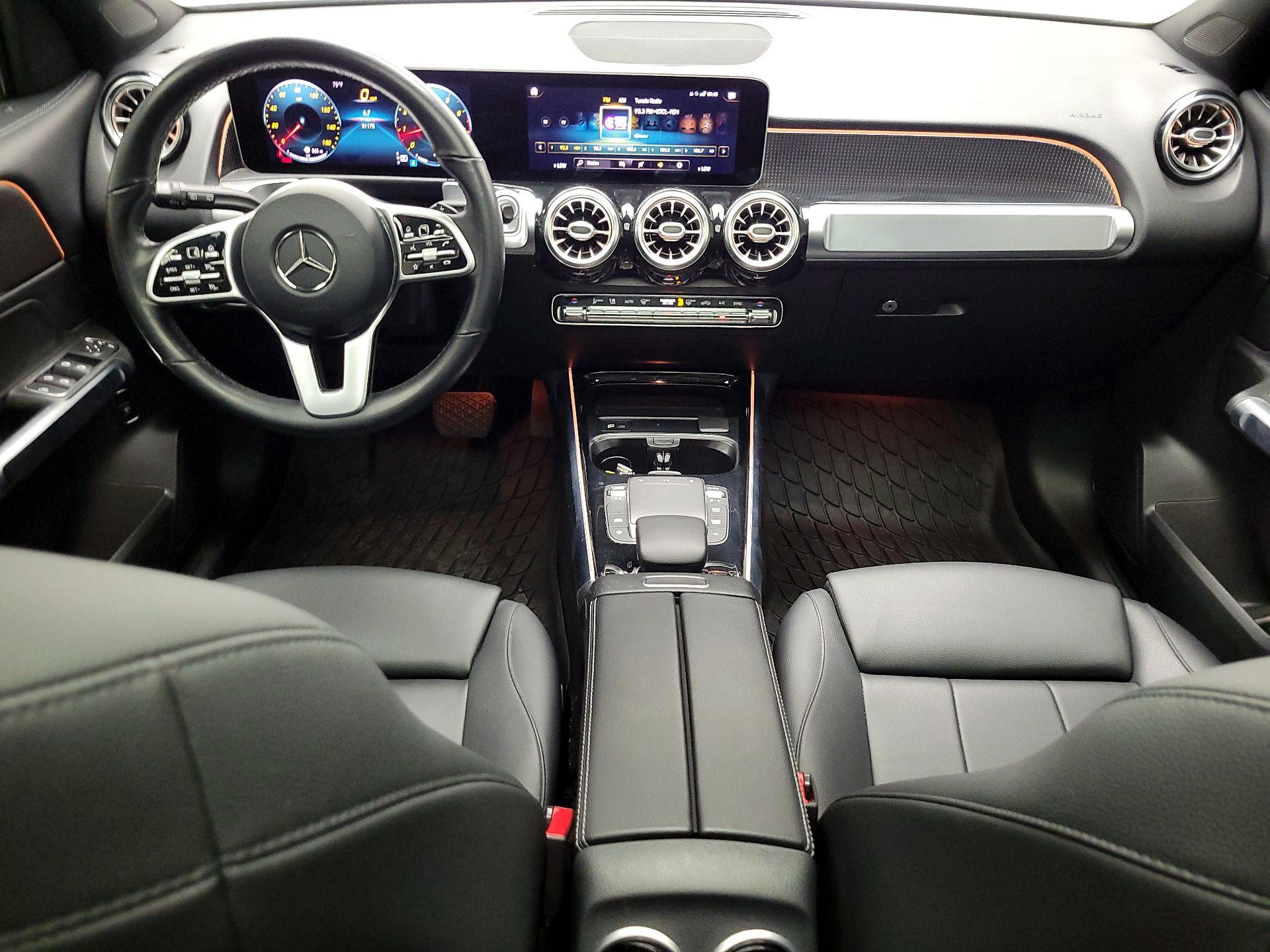 Thumbnail: 2021 Mercedes-Benz GLB - 9