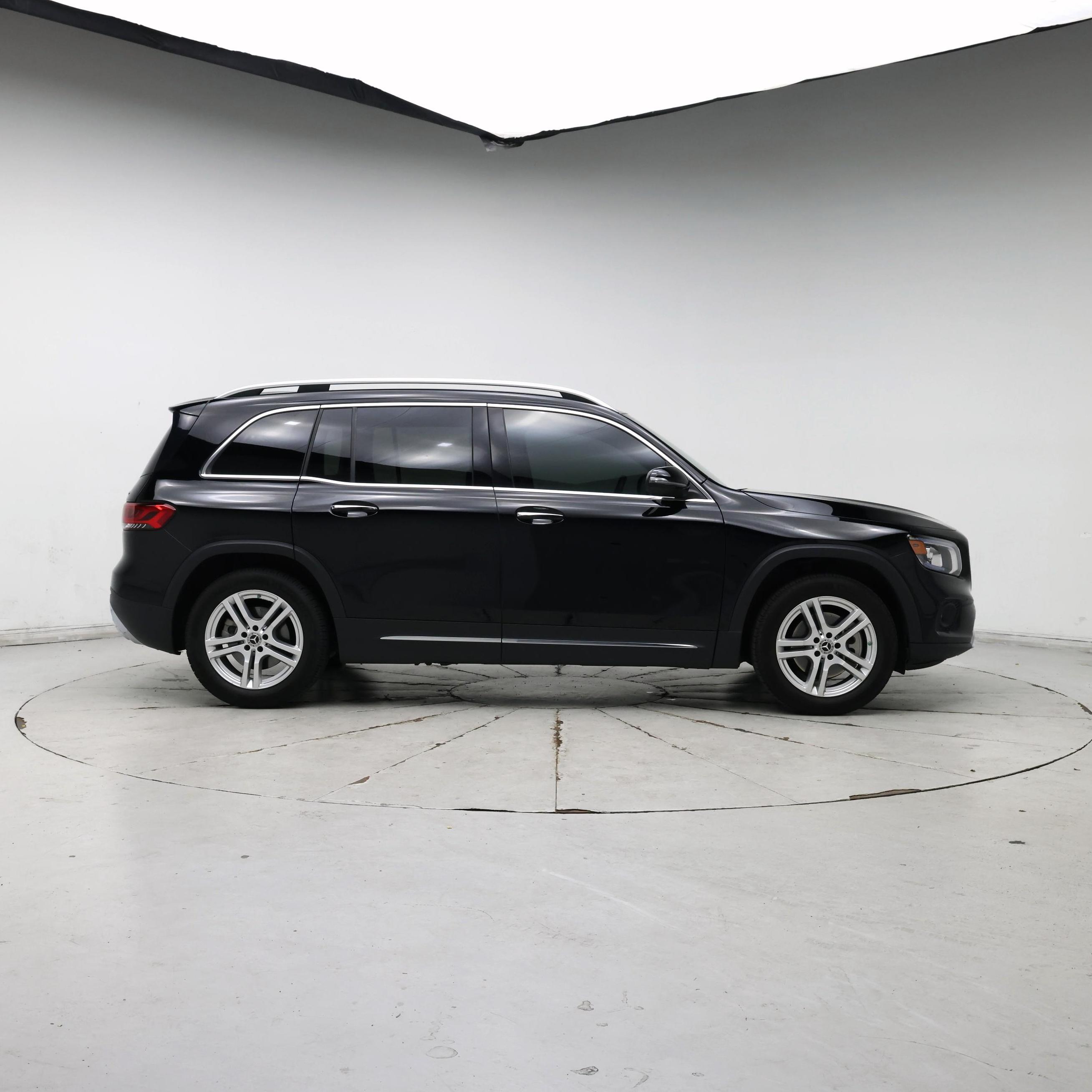 Thumbnail: 2021 Mercedes-Benz GLB - 7