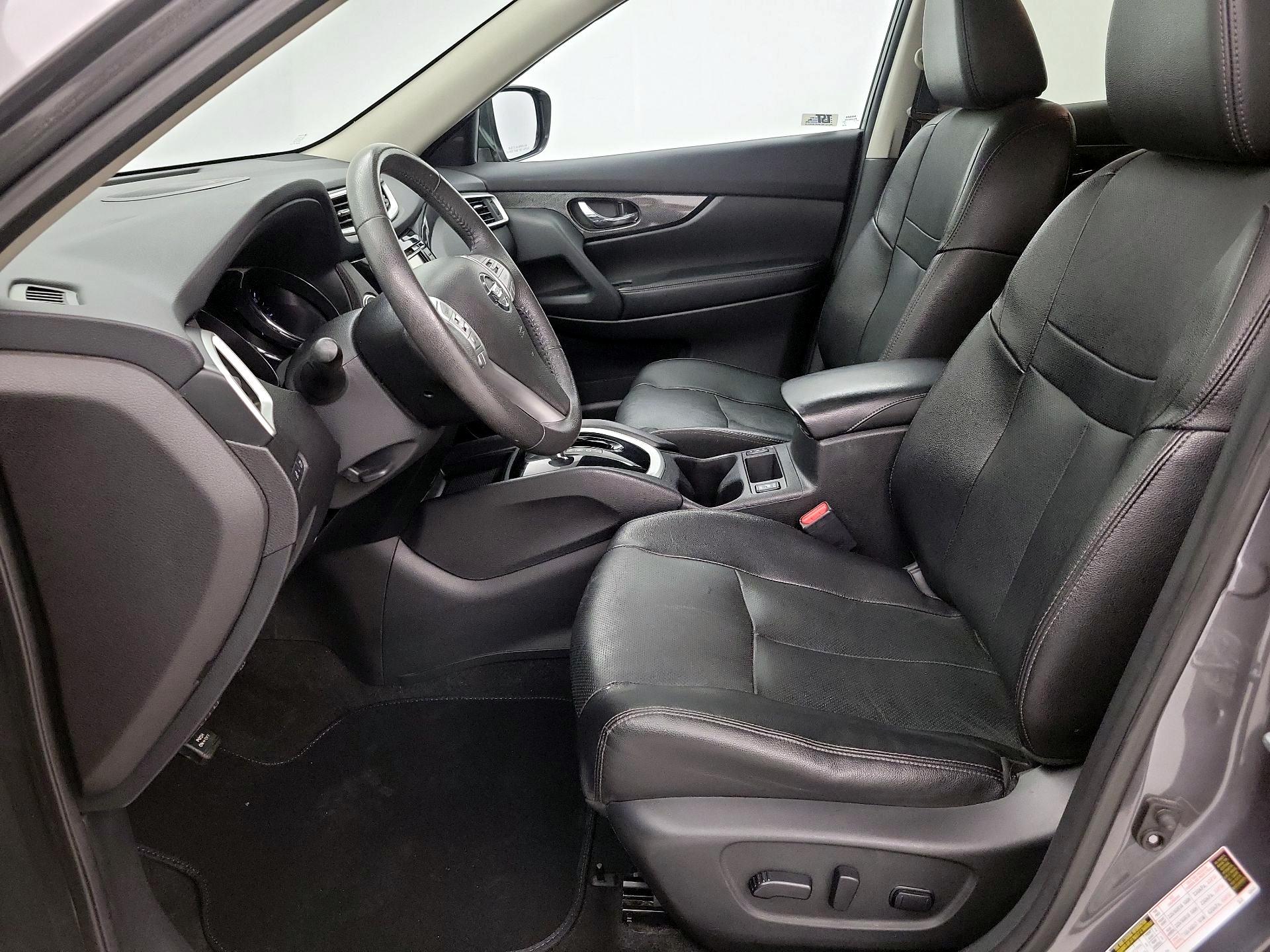 Thumbnail: 2016 Nissan Rogue - 11