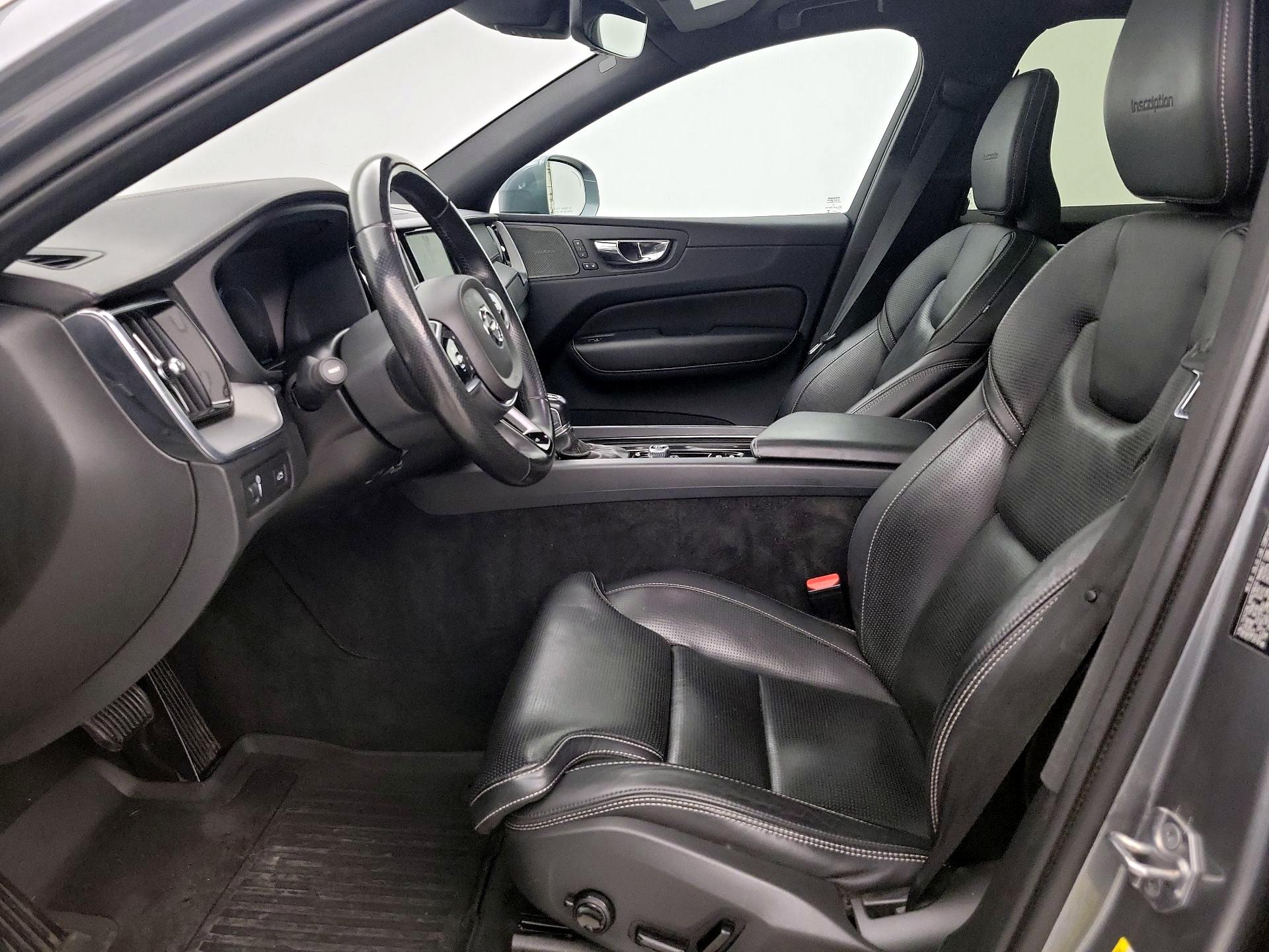 Thumbnail: 2019 Volvo XC60 - 11