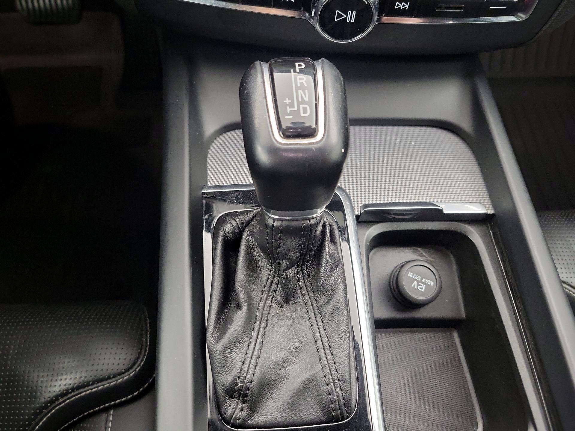 Thumbnail: 2019 Volvo XC60 - 18