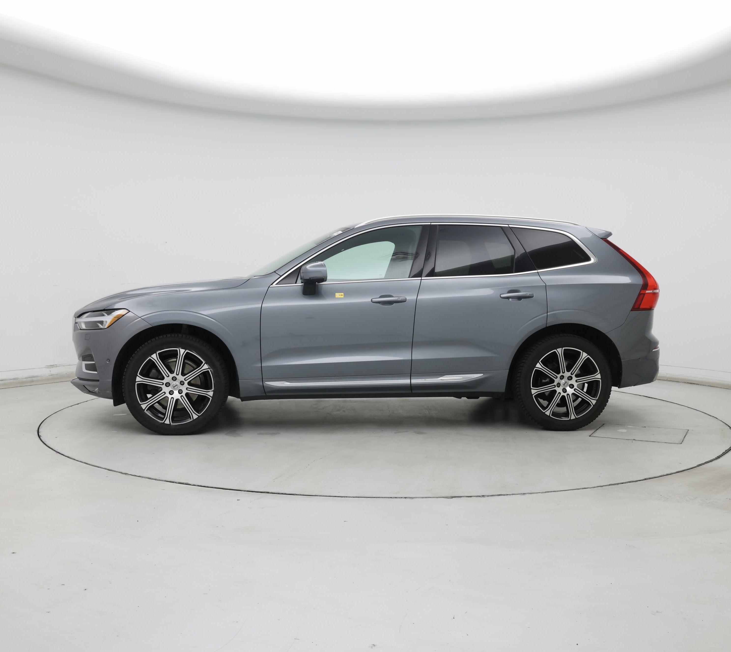 Thumbnail: 2019 Volvo XC60 - 3