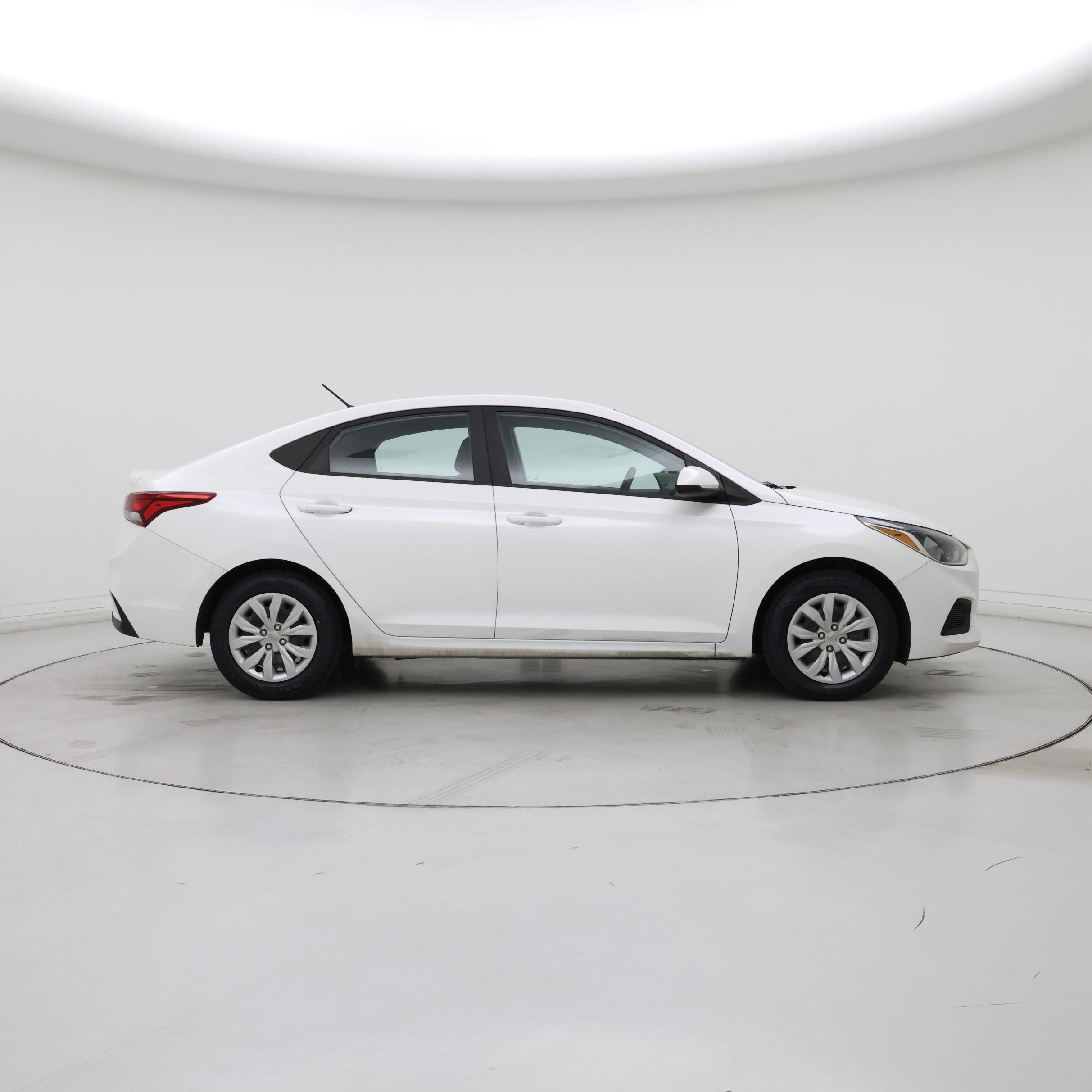 Thumbnail: 2022 Hyundai Accent - 7