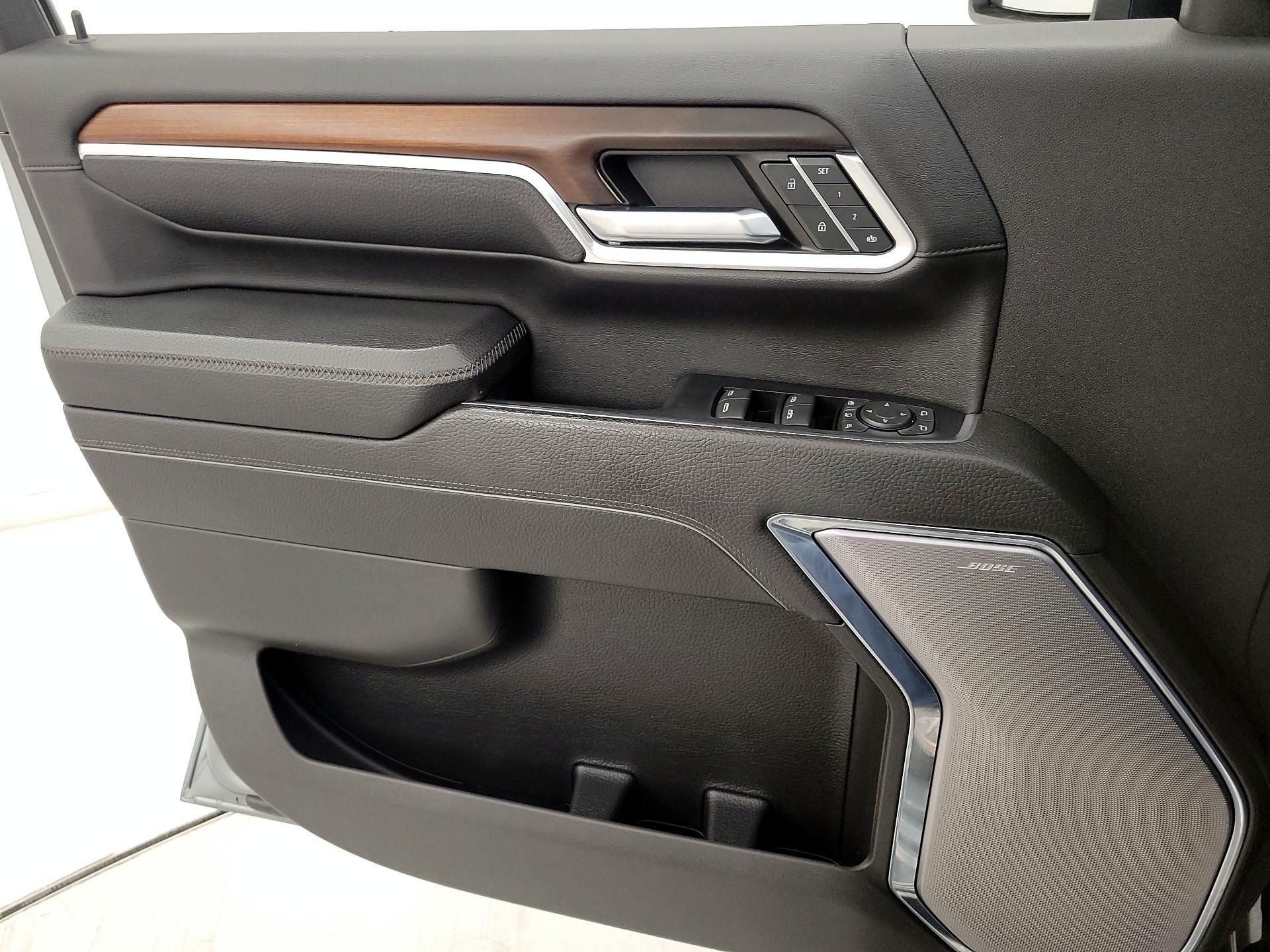 Thumbnail: 2024 GMC Sierra 2500 - 12