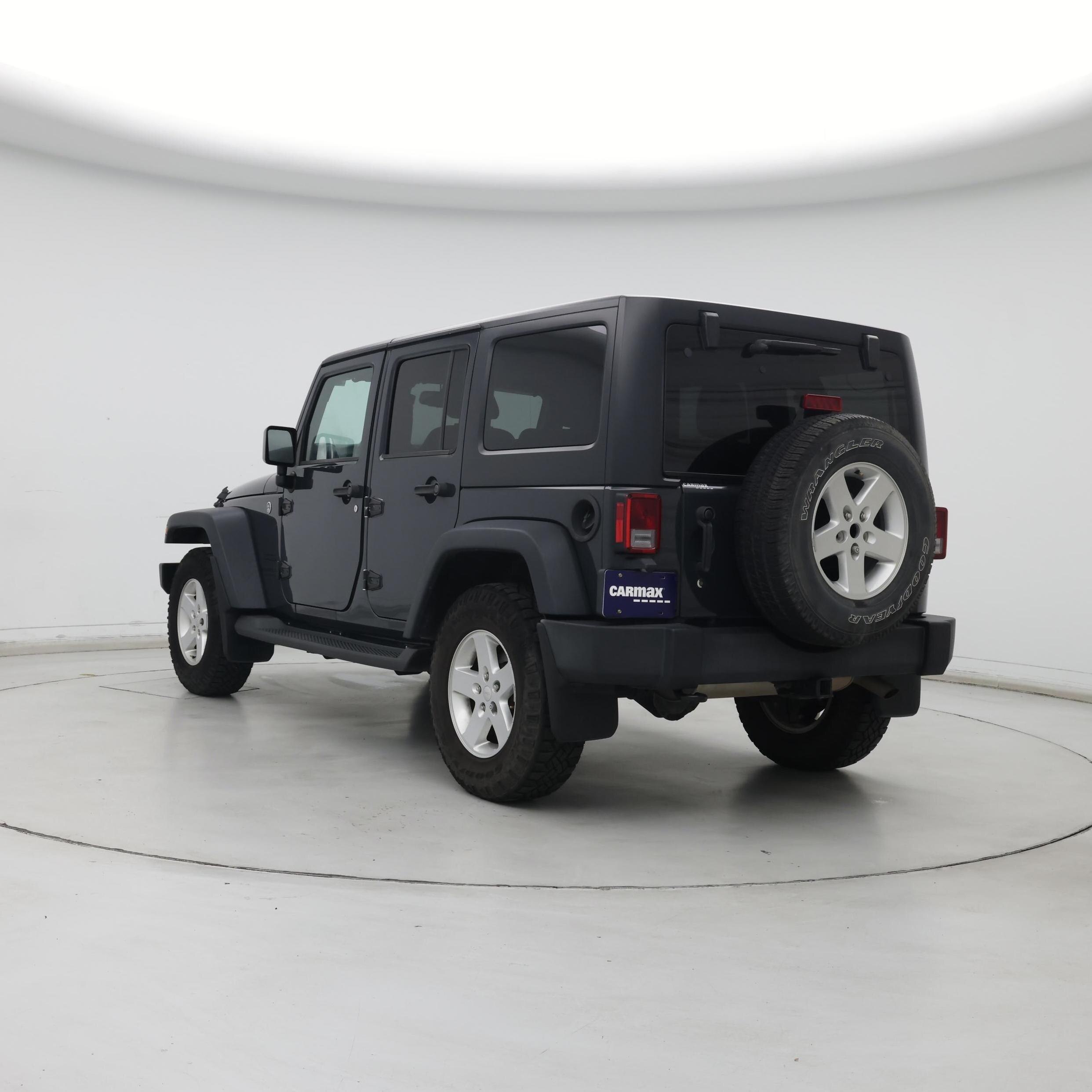 Thumbnail: 2016 Jeep Wrangler - 2