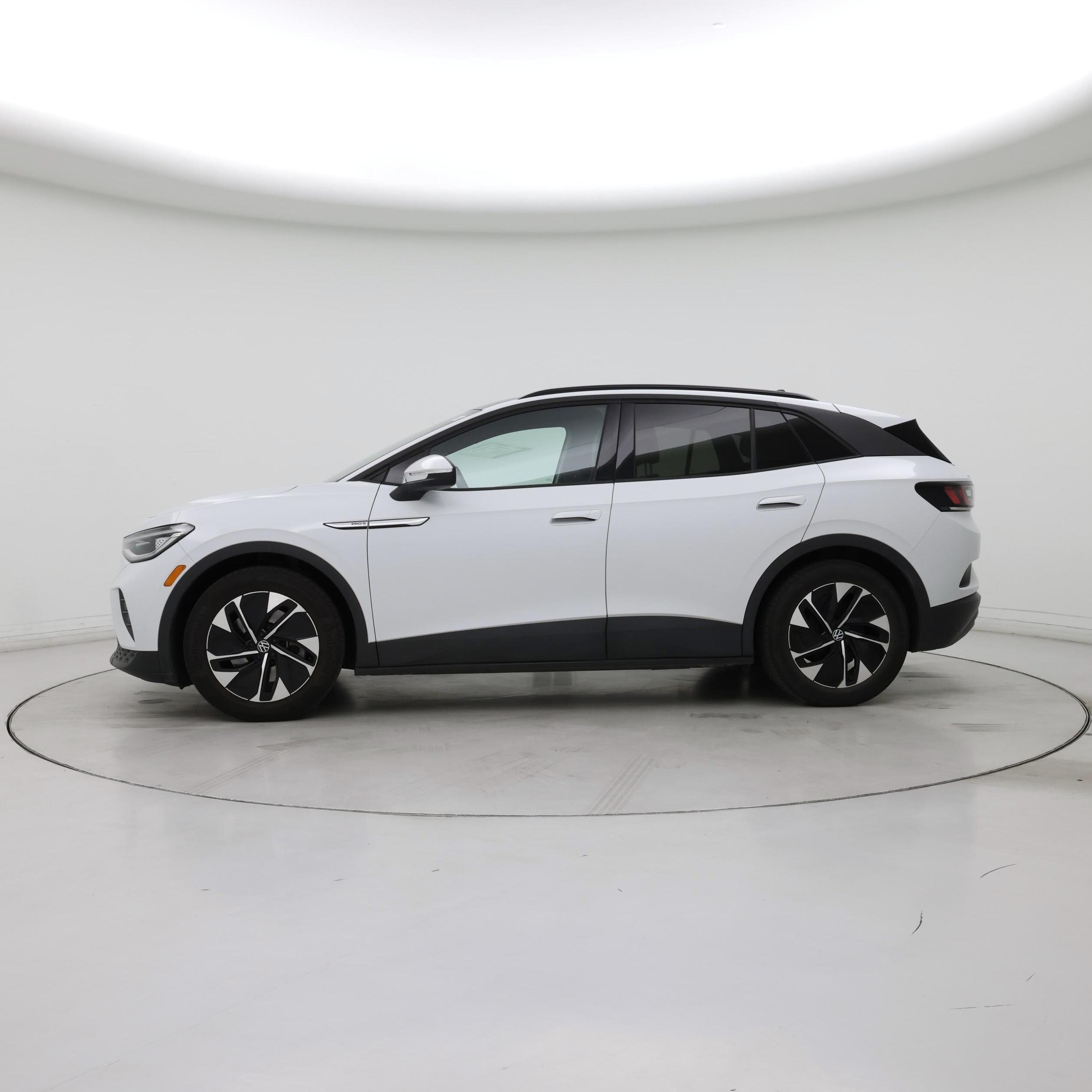 Thumbnail: 2021 Volkswagen ID.4 - 3