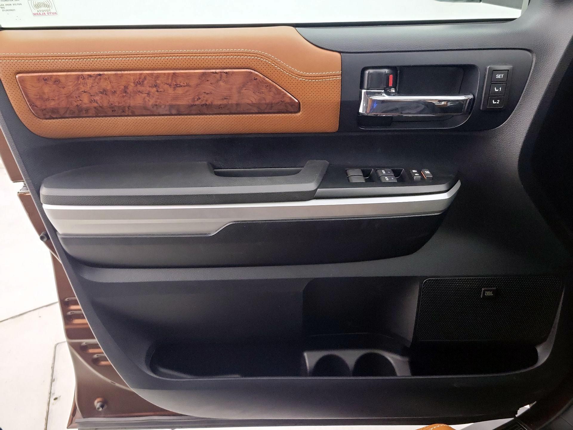 Thumbnail: 2014 Toyota Tundra - 12
