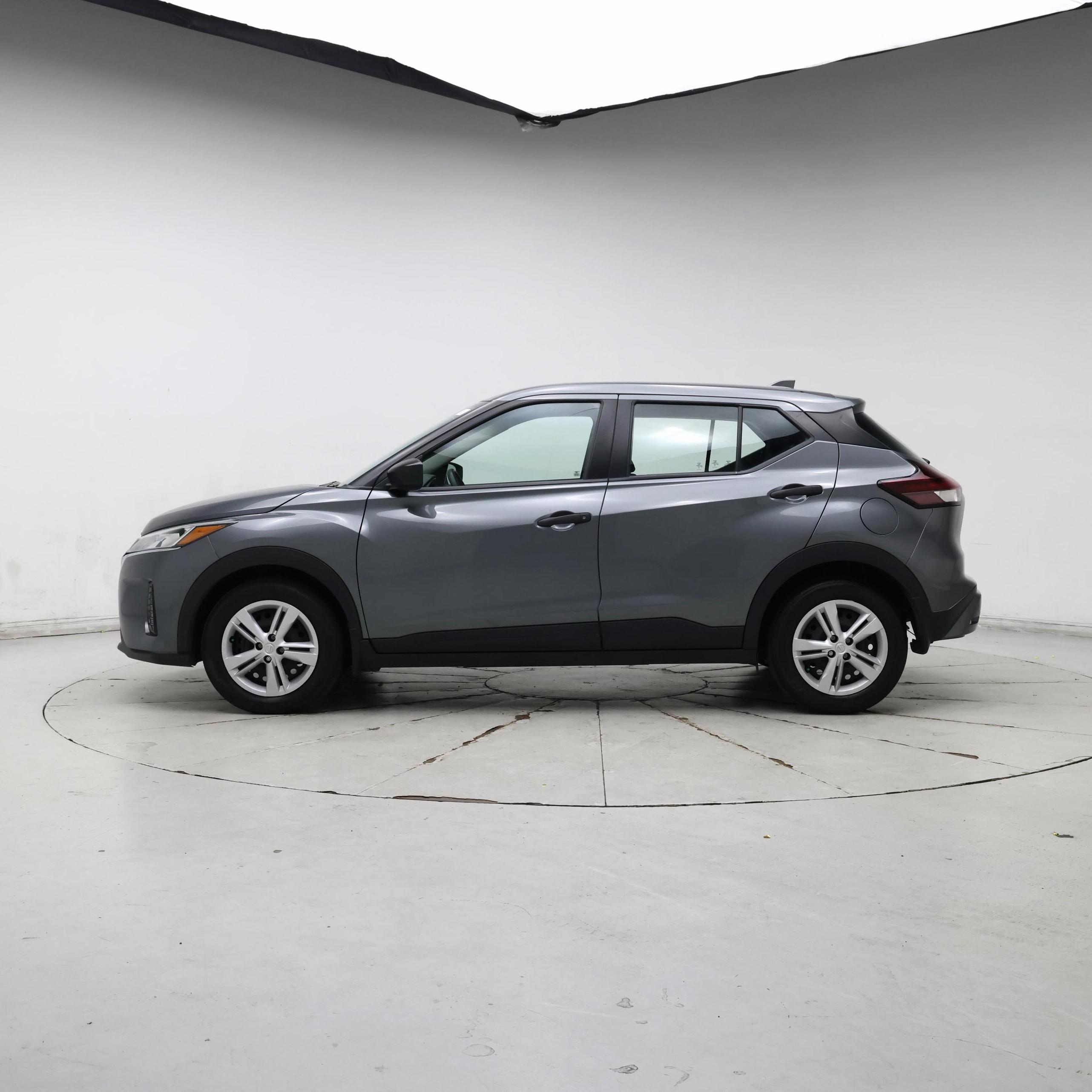 Thumbnail: 2024 Nissan Kicks - 3