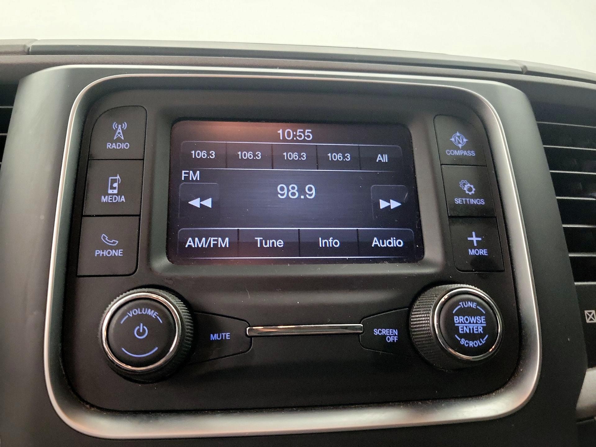 Thumbnail: 2021 RAM 1500 Classic - 15