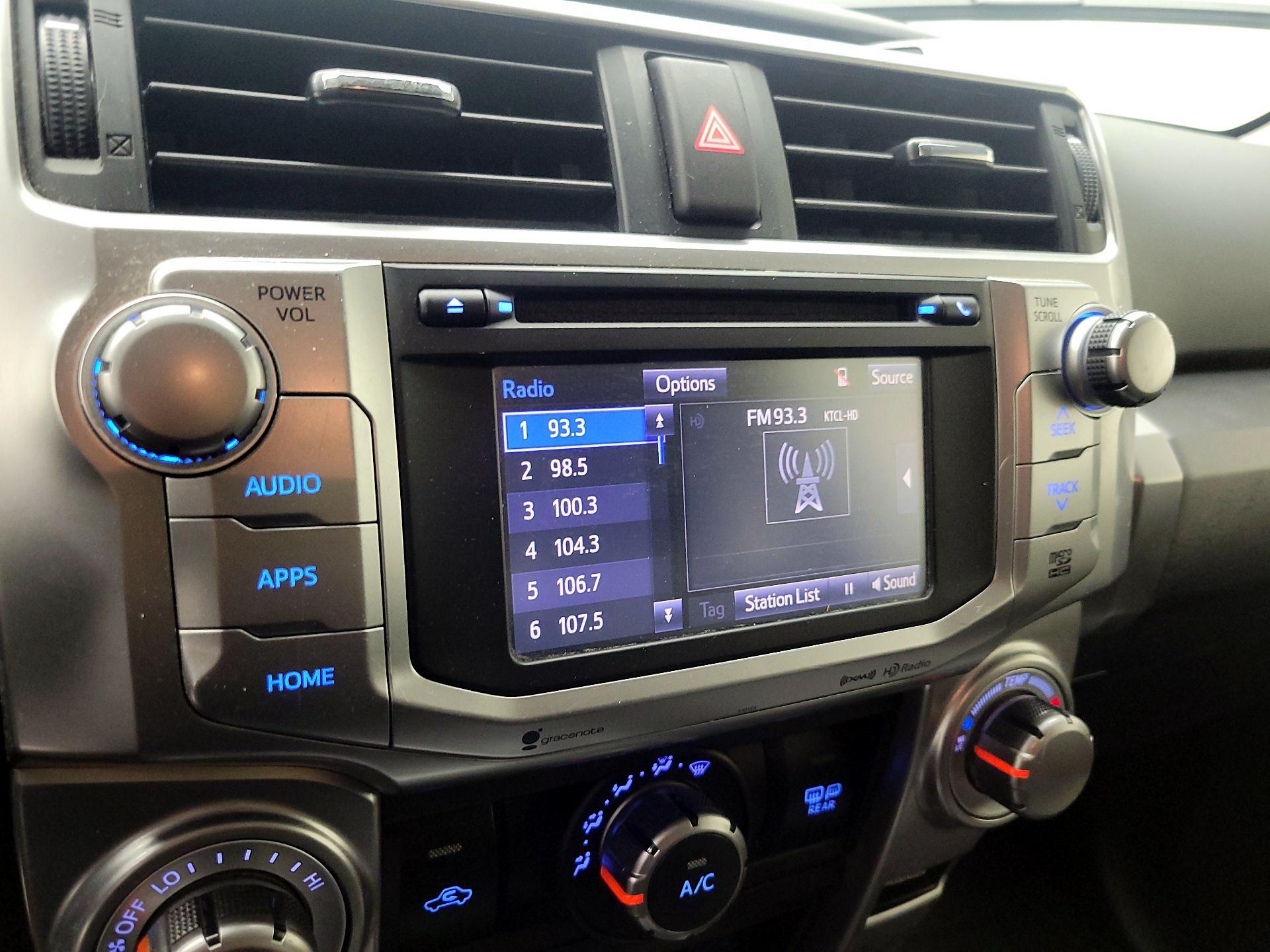 Thumbnail: 2017 Toyota 4Runner - 15