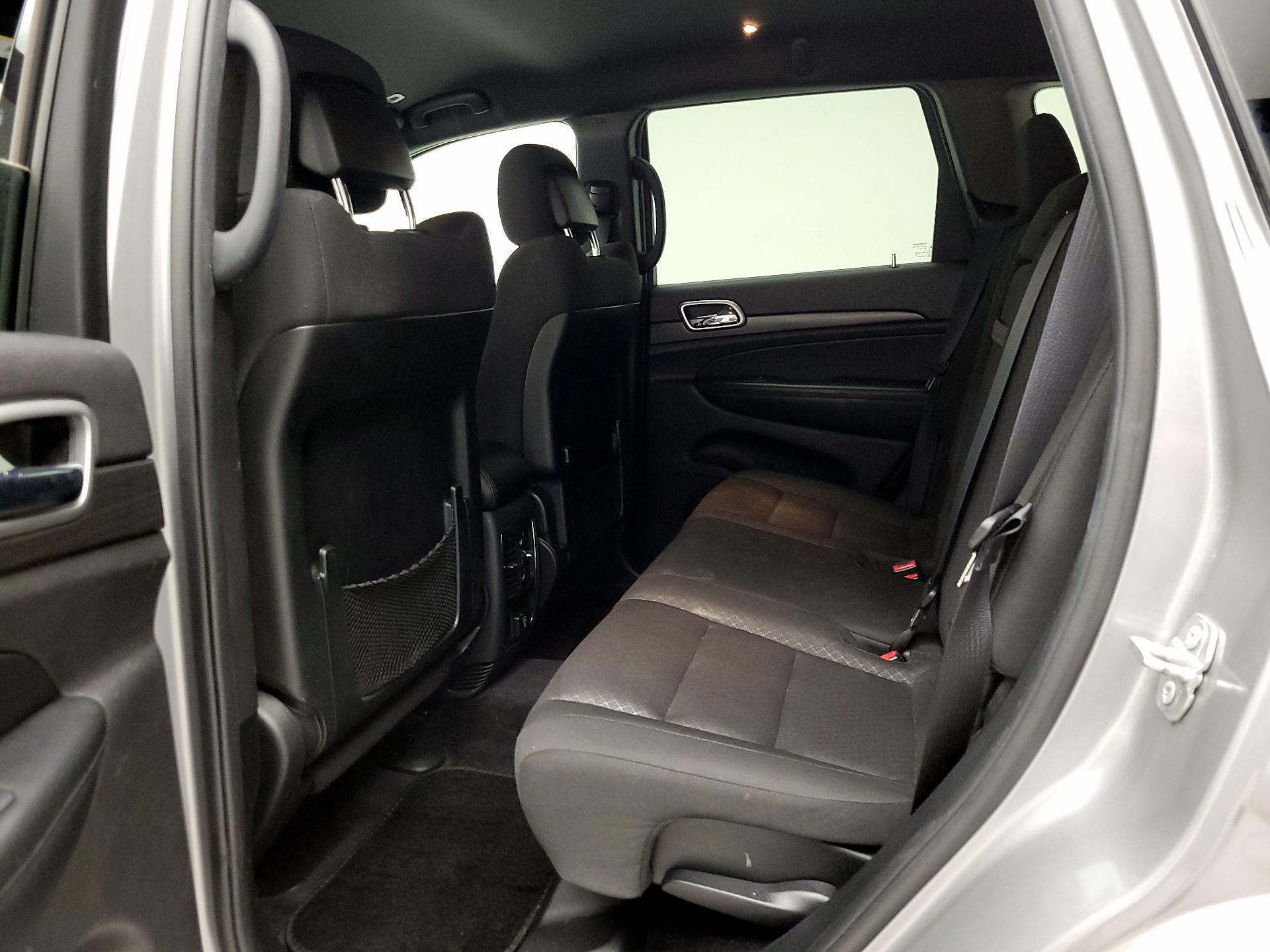 Thumbnail: 2018 Jeep Grand Cherokee - 20