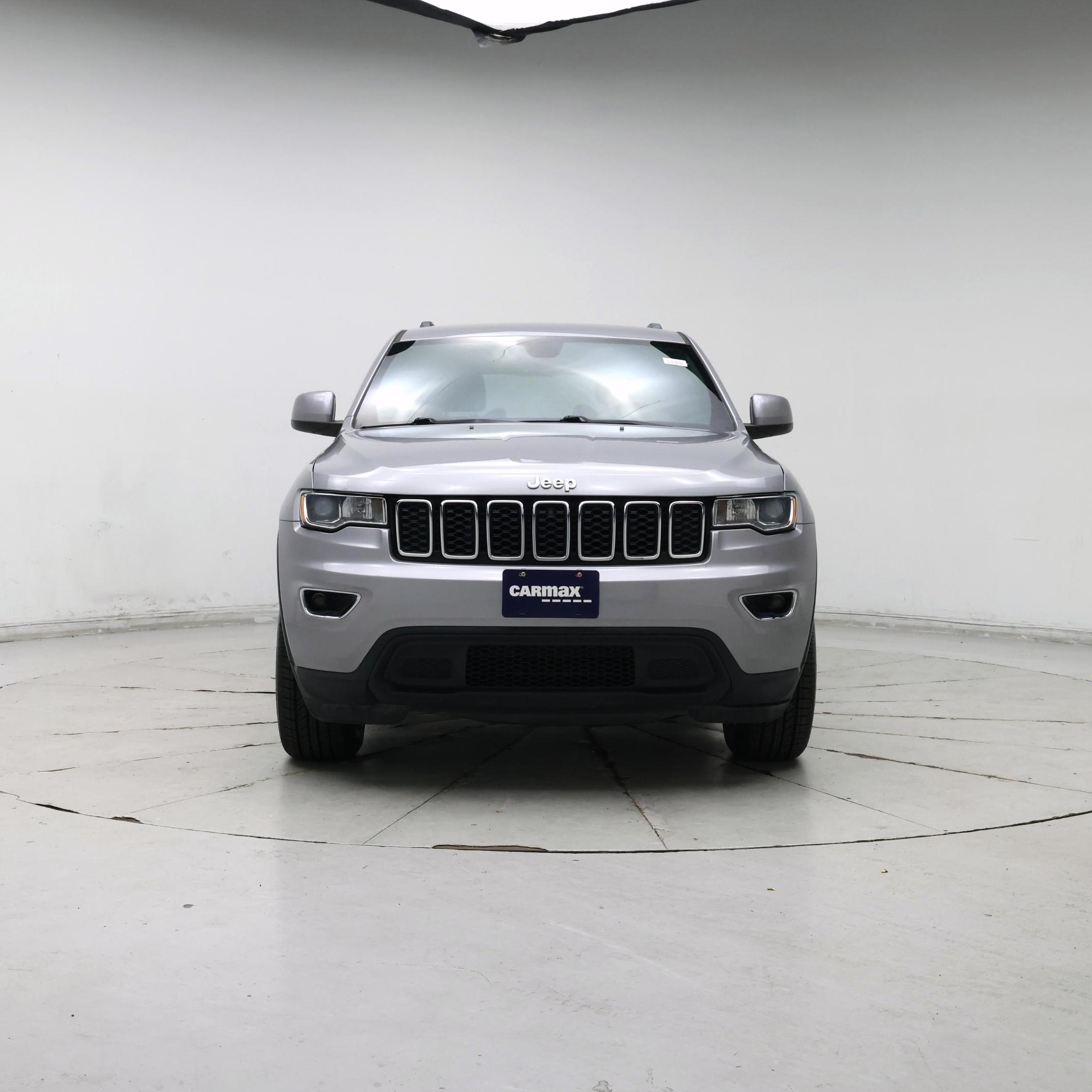 Thumbnail: 2018 Jeep Grand Cherokee - 5