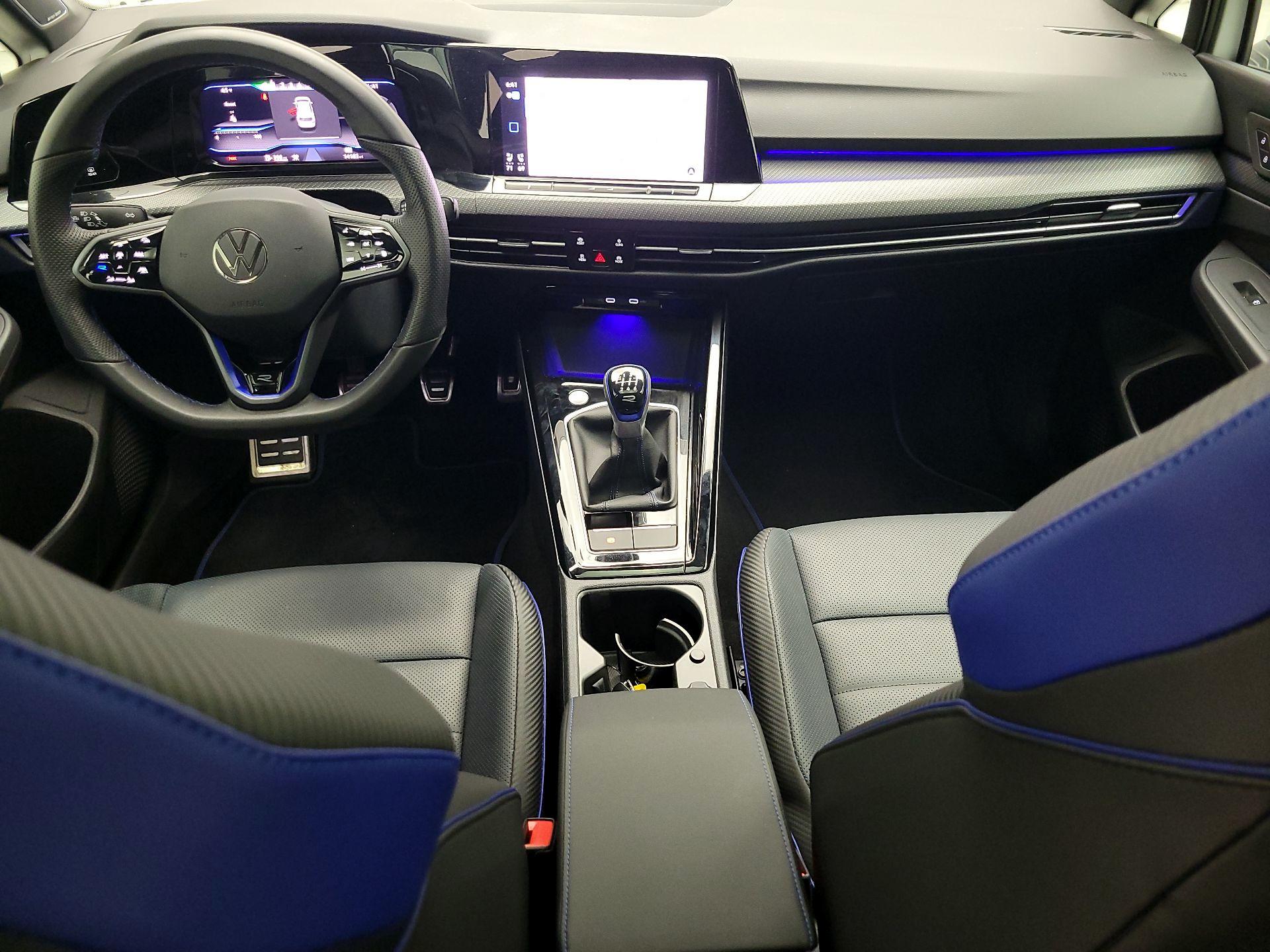 Thumbnail: 2024 Volkswagen Golf - 9