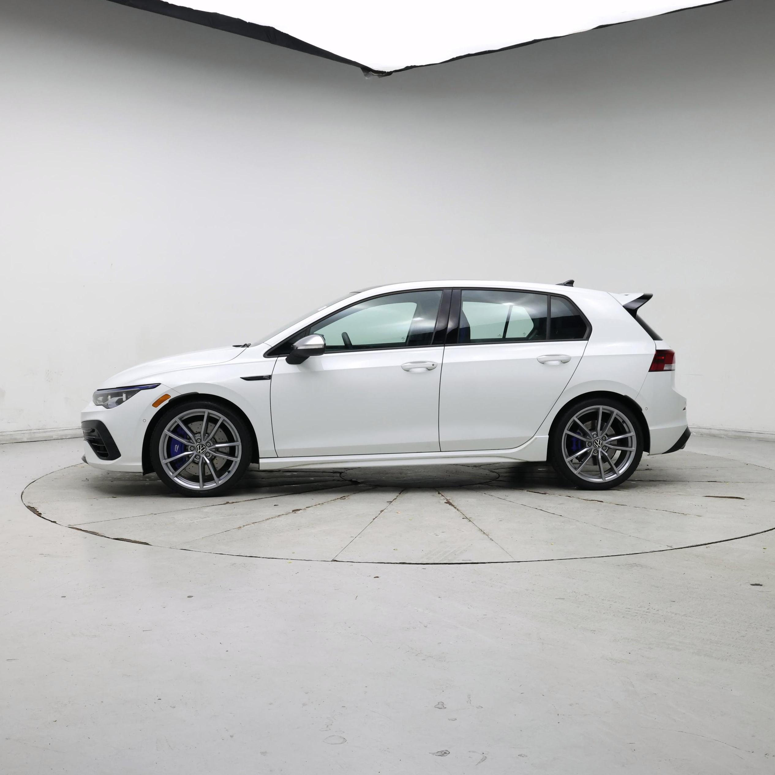 Thumbnail: 2024 Volkswagen Golf - 3