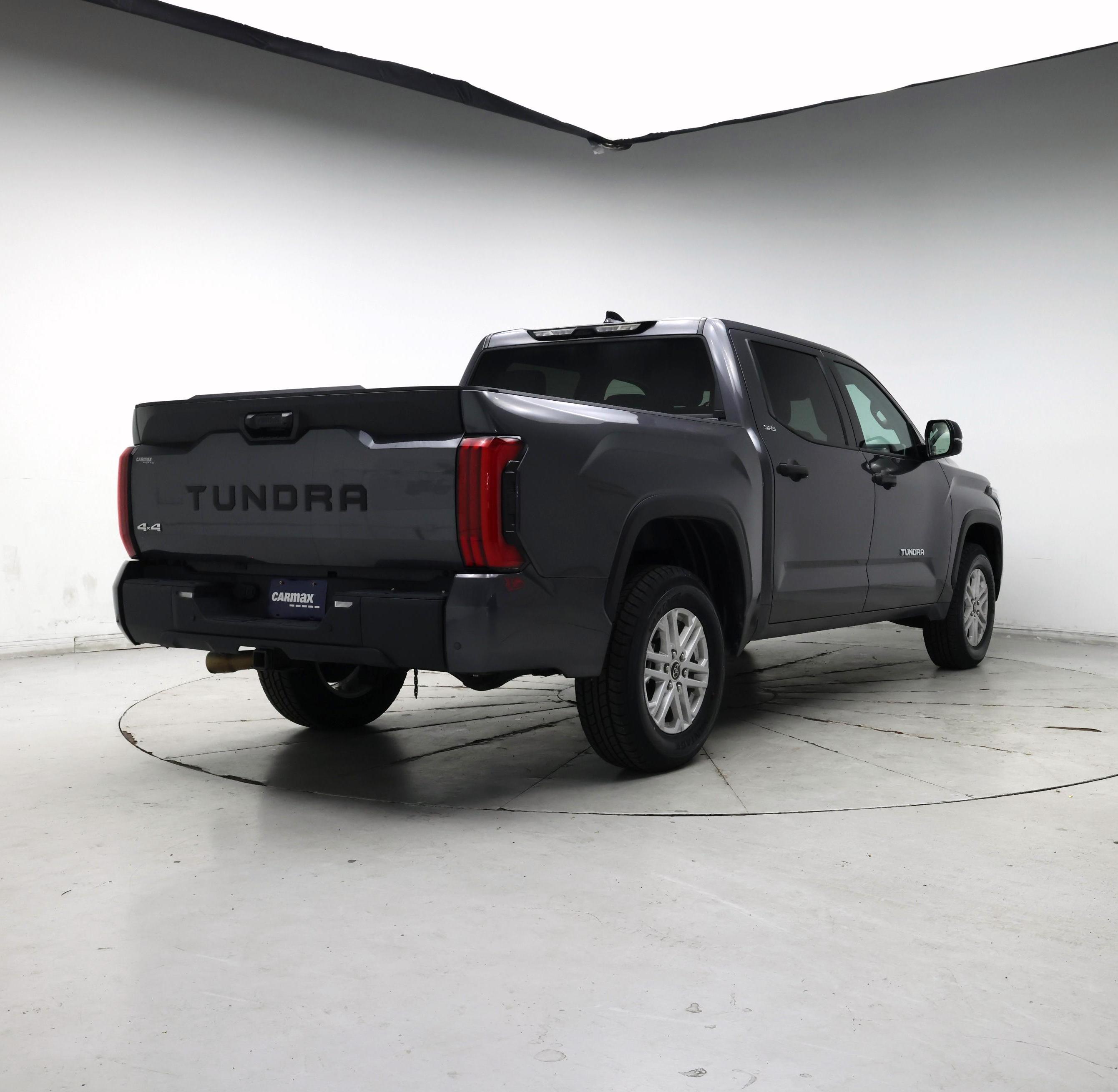 Thumbnail: 2022 Toyota Tundra - 8