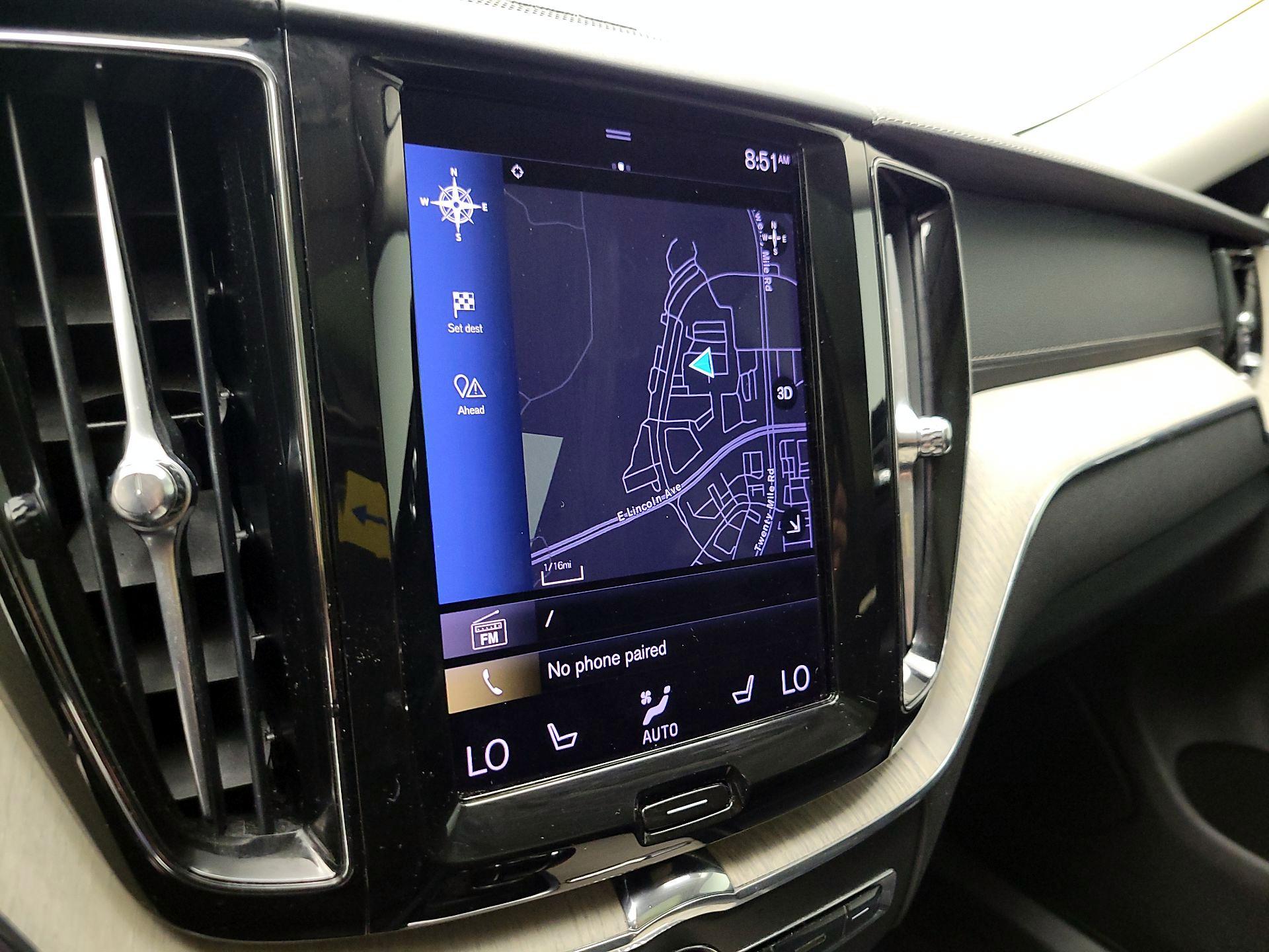 Thumbnail: 2021 Volvo XC60 - 14