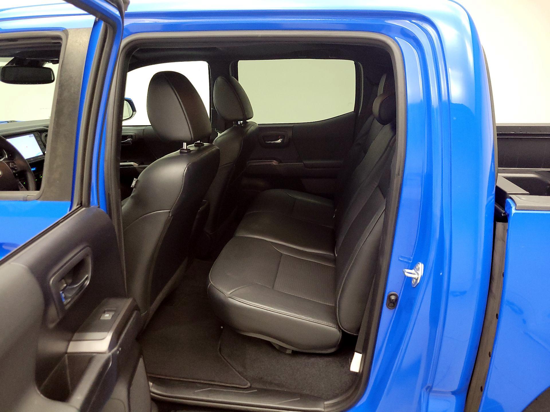 Thumbnail: 2021 Toyota Tacoma - 20