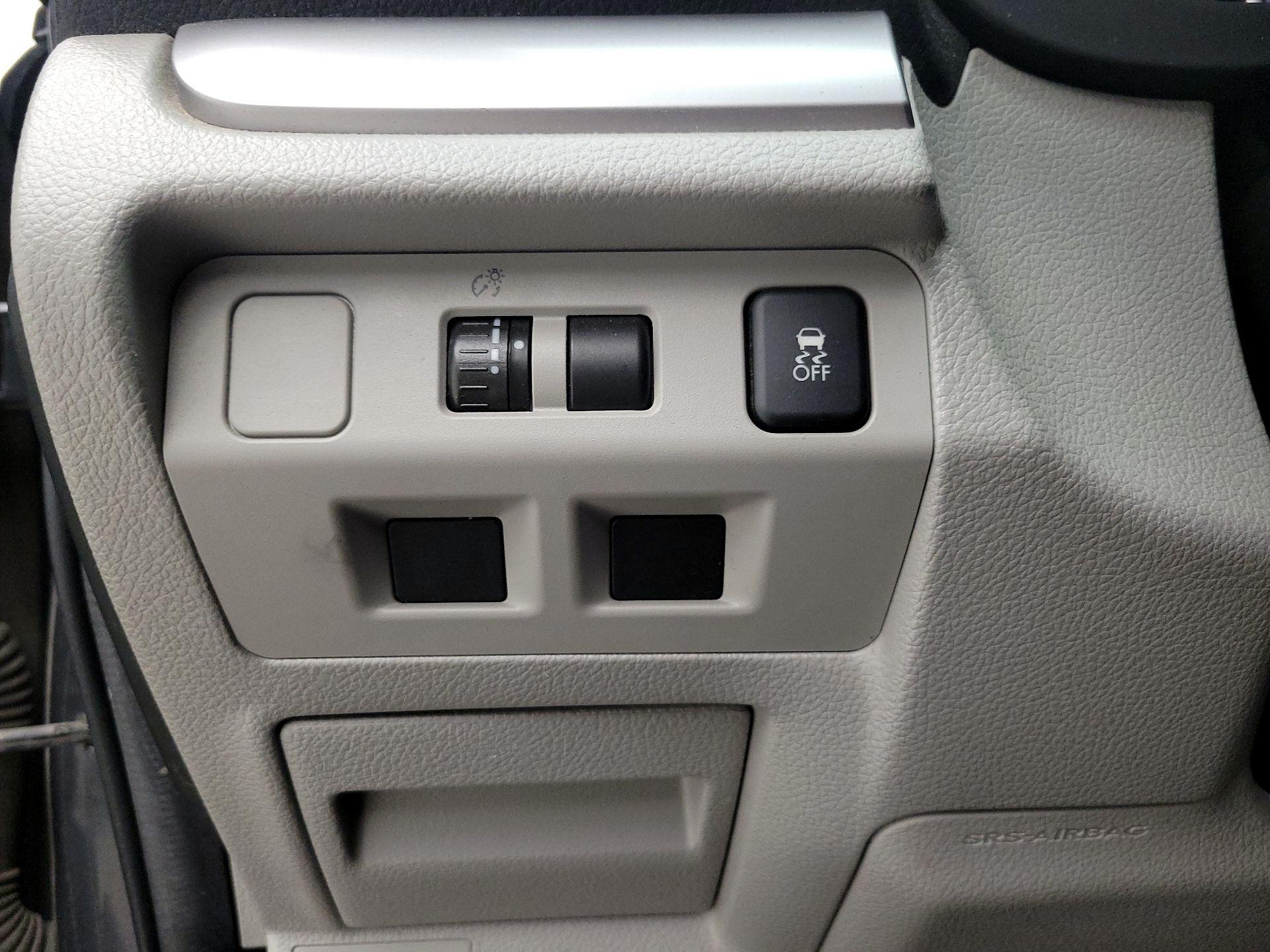 Thumbnail: 2015 Subaru Forester - 13