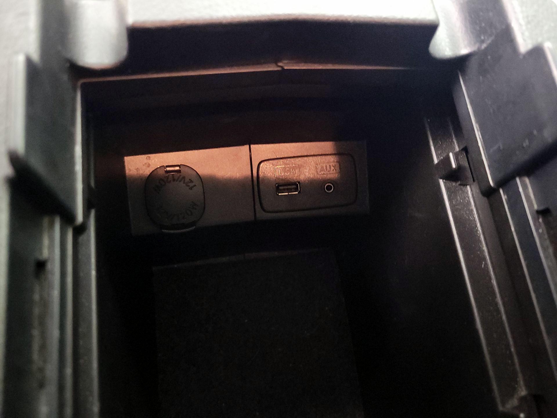 Thumbnail: 2015 Subaru Forester - 18