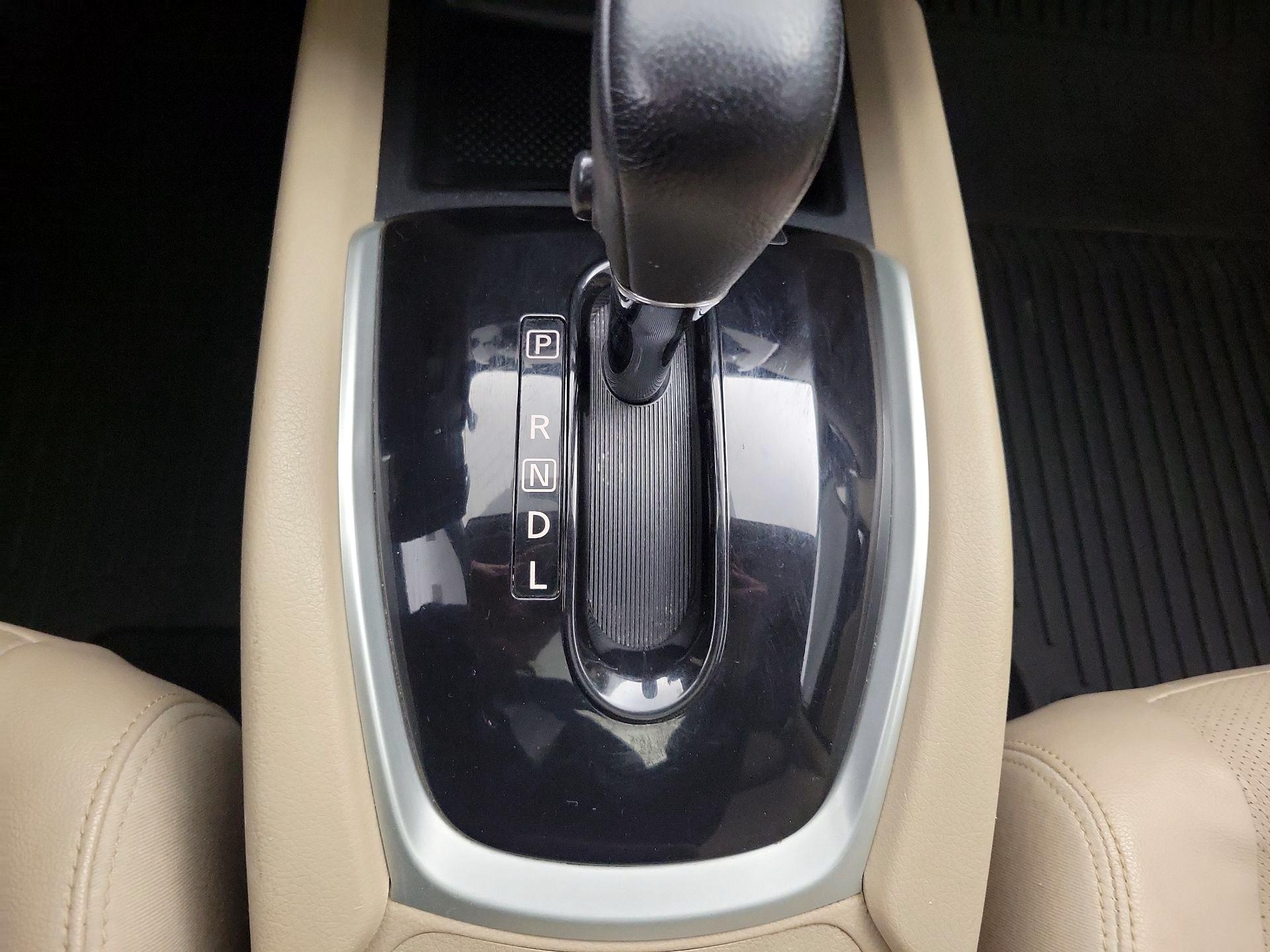 Thumbnail: 2016 Nissan Rogue - 18