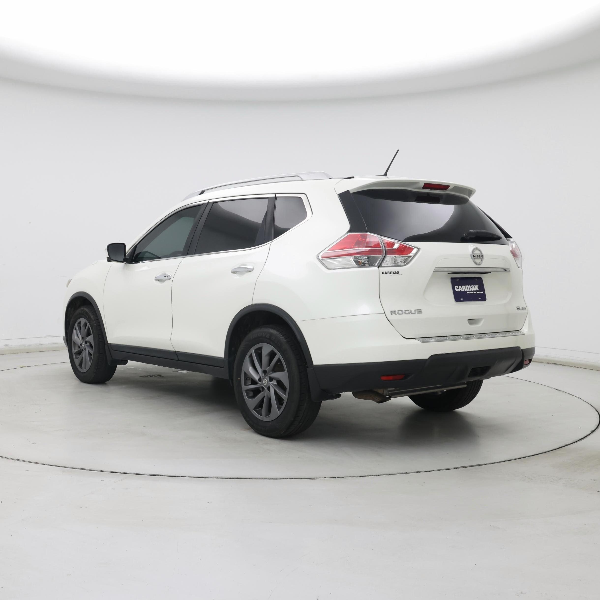 Thumbnail: 2016 Nissan Rogue - 2