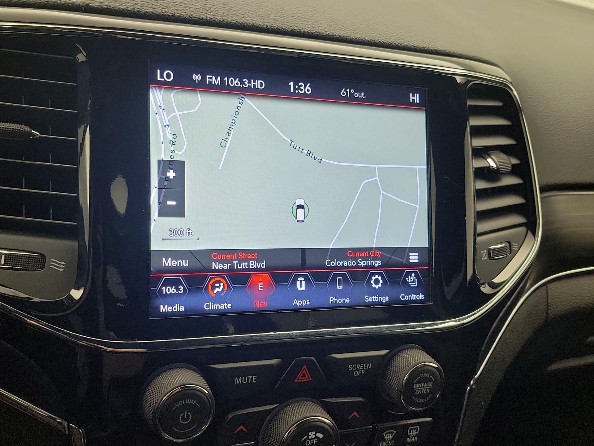 Thumbnail: 2020 Jeep Grand Cherokee - 14