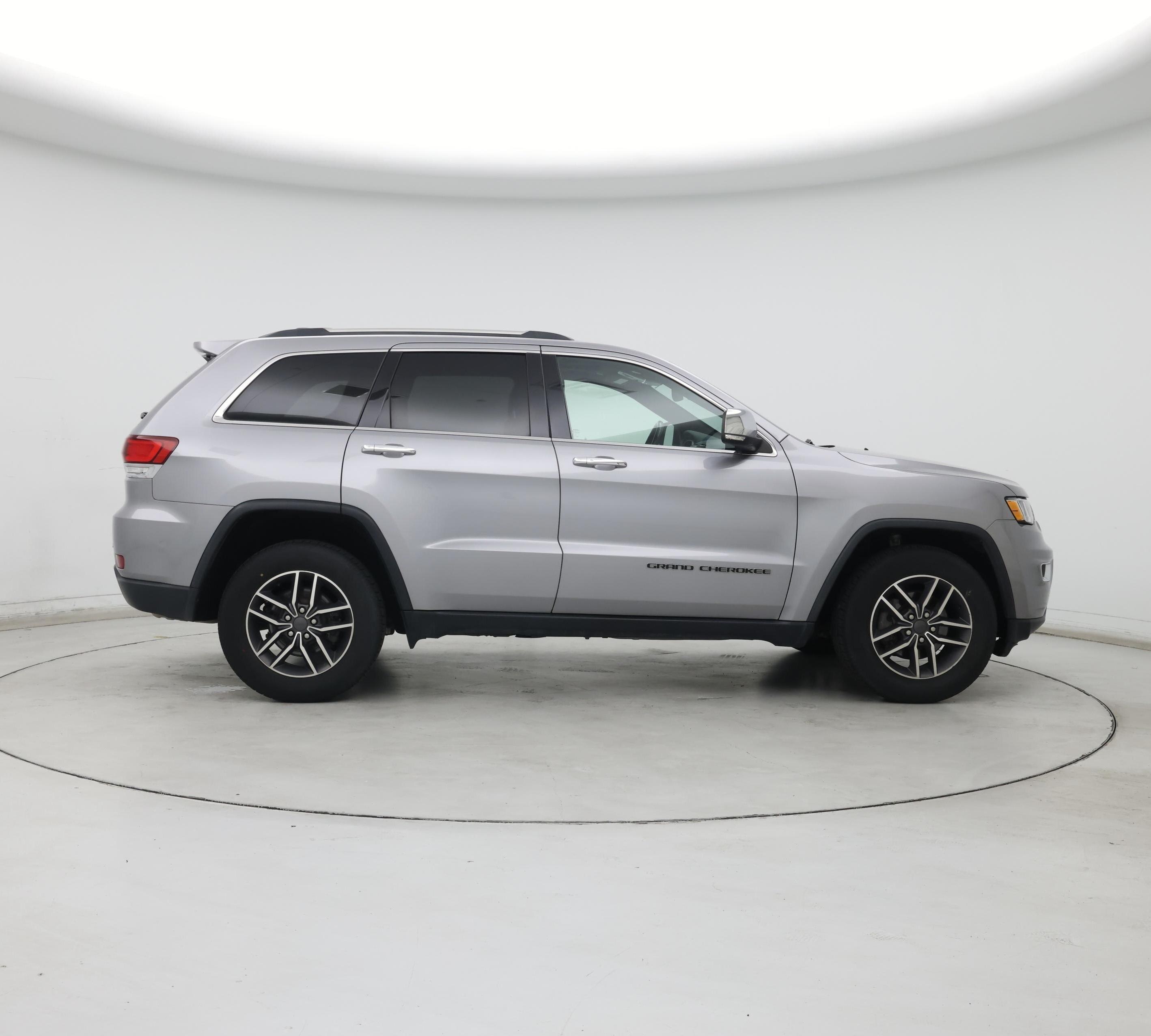 Thumbnail: 2020 Jeep Grand Cherokee - 7
