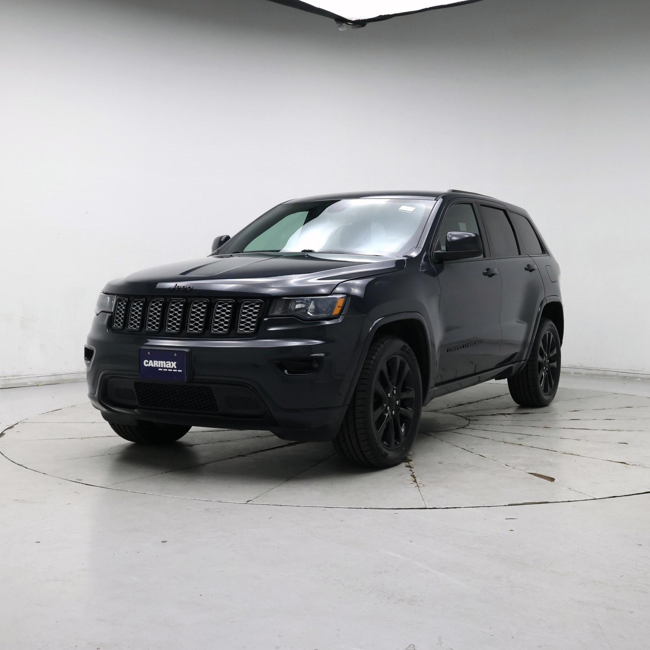 Thumbnail: 2018 Jeep Grand Cherokee - 4