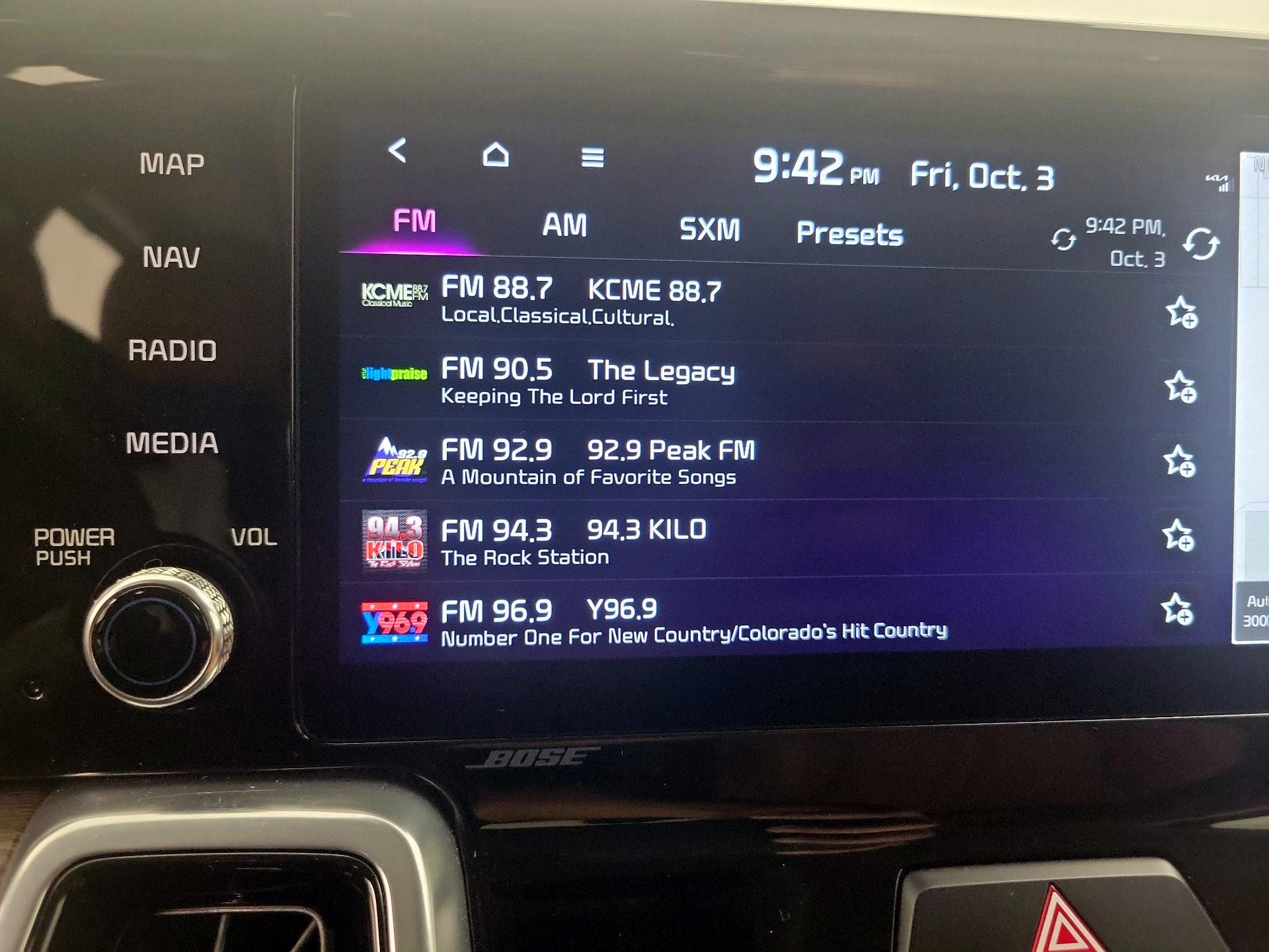 Thumbnail: 2023 Kia Sorento - 16