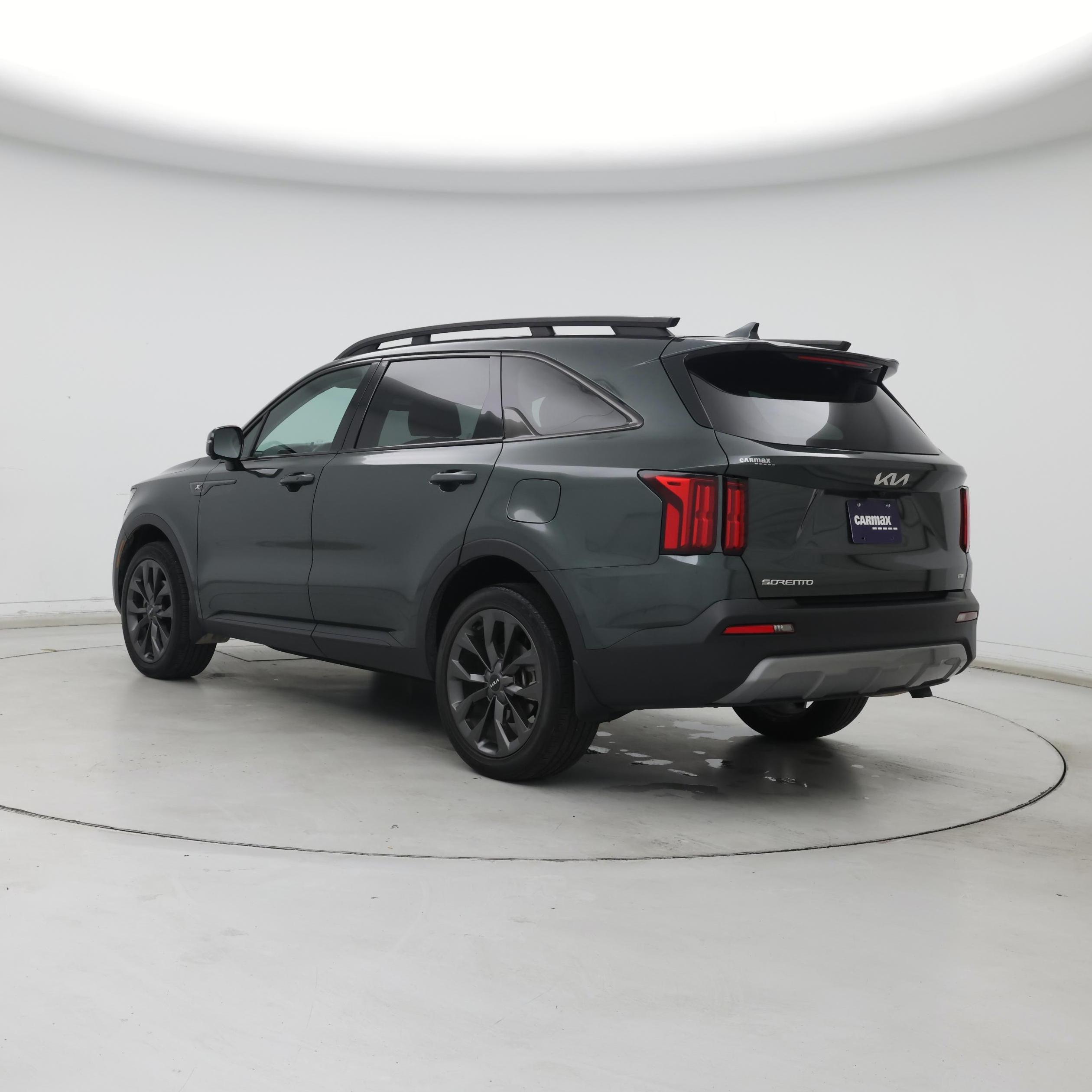 Thumbnail: 2023 Kia Sorento - 2