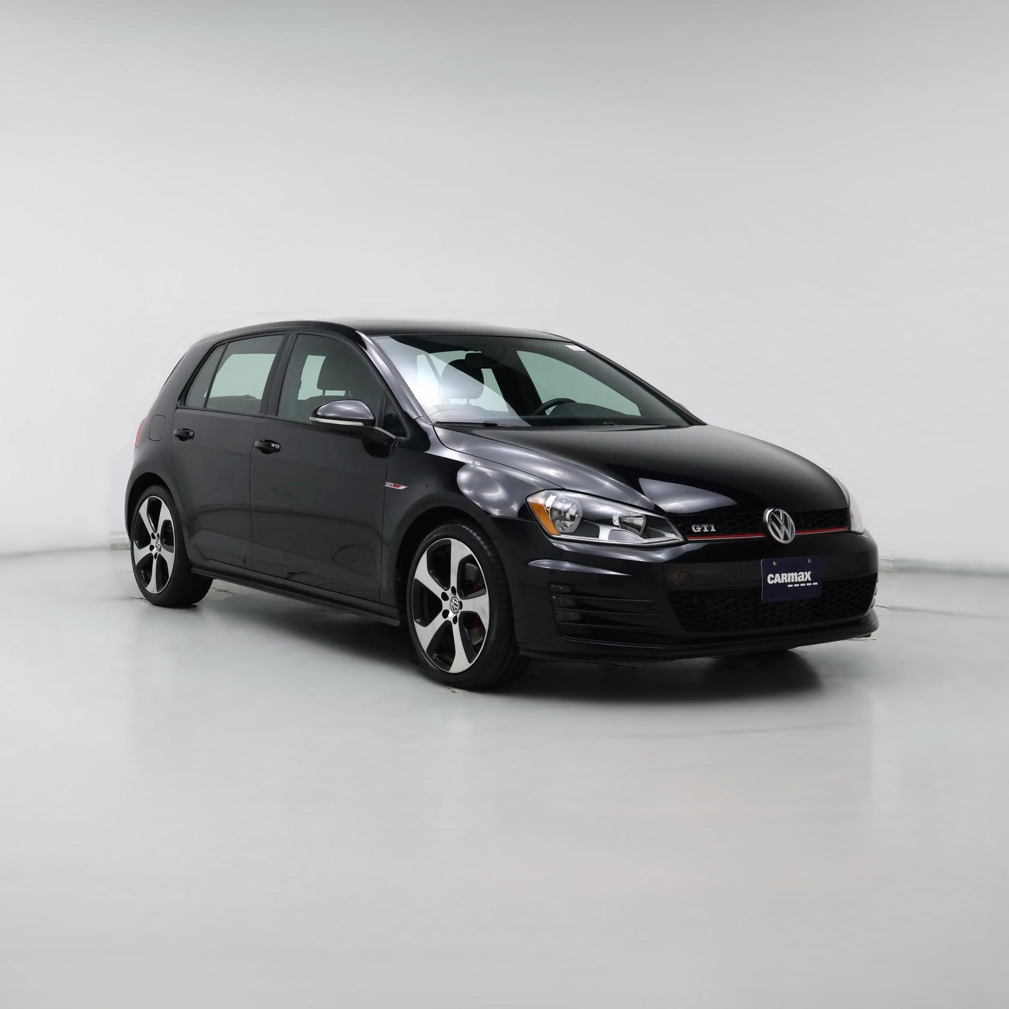 Thumbnail: 2017 Volkswagen Golf - 1