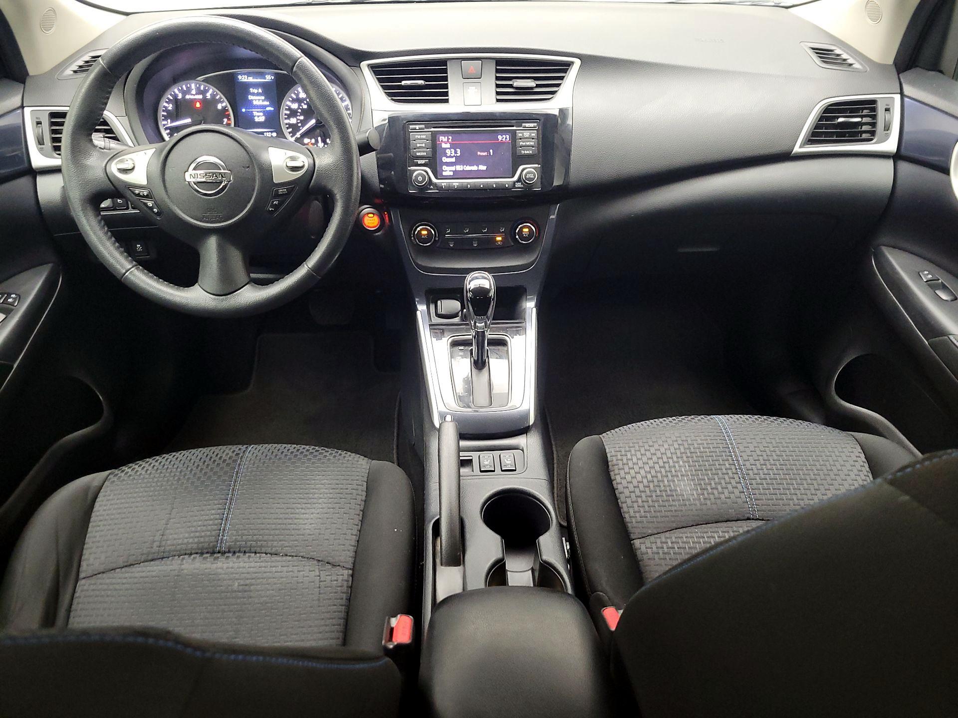 Thumbnail: 2017 Nissan Sentra - 9