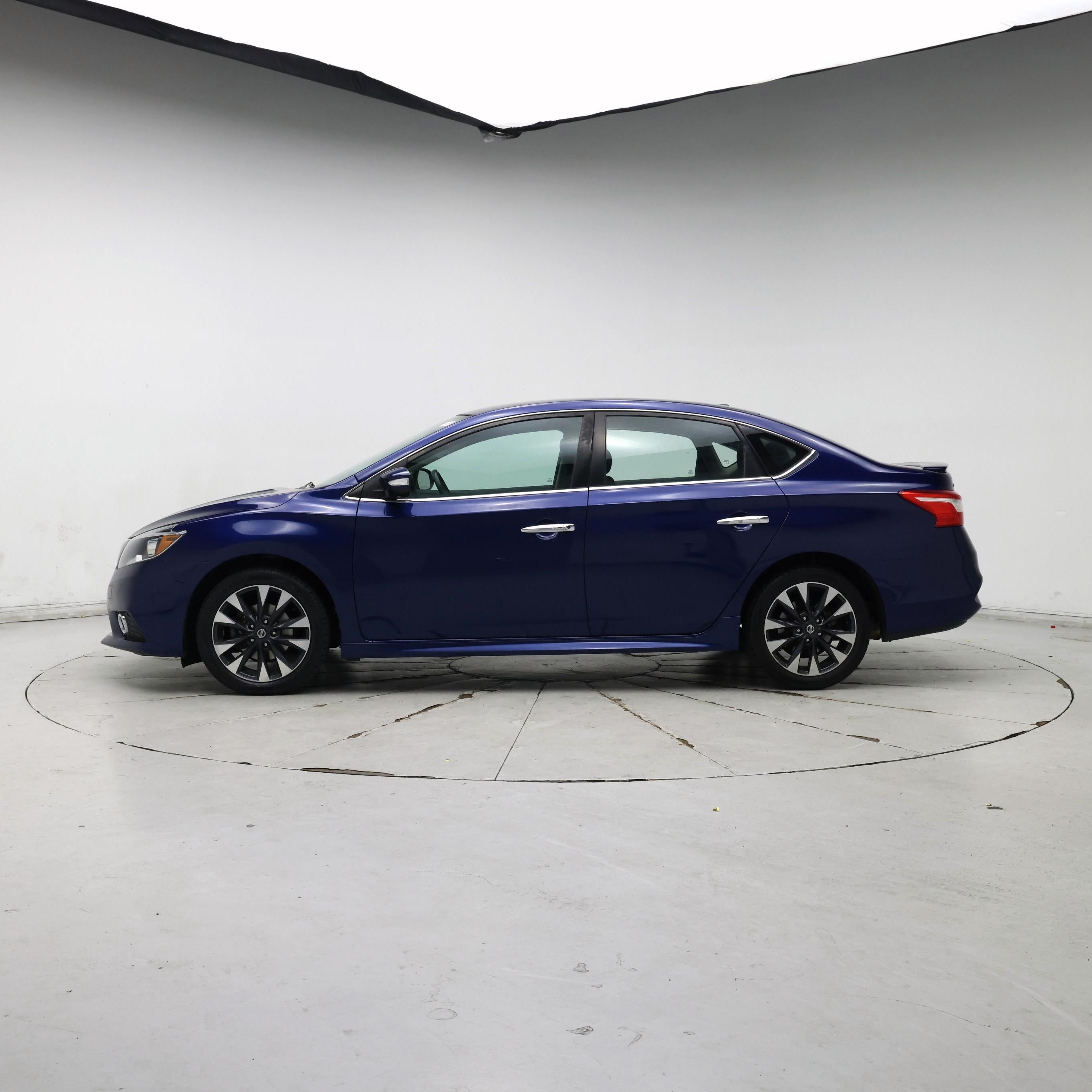 Thumbnail: 2017 Nissan Sentra - 3