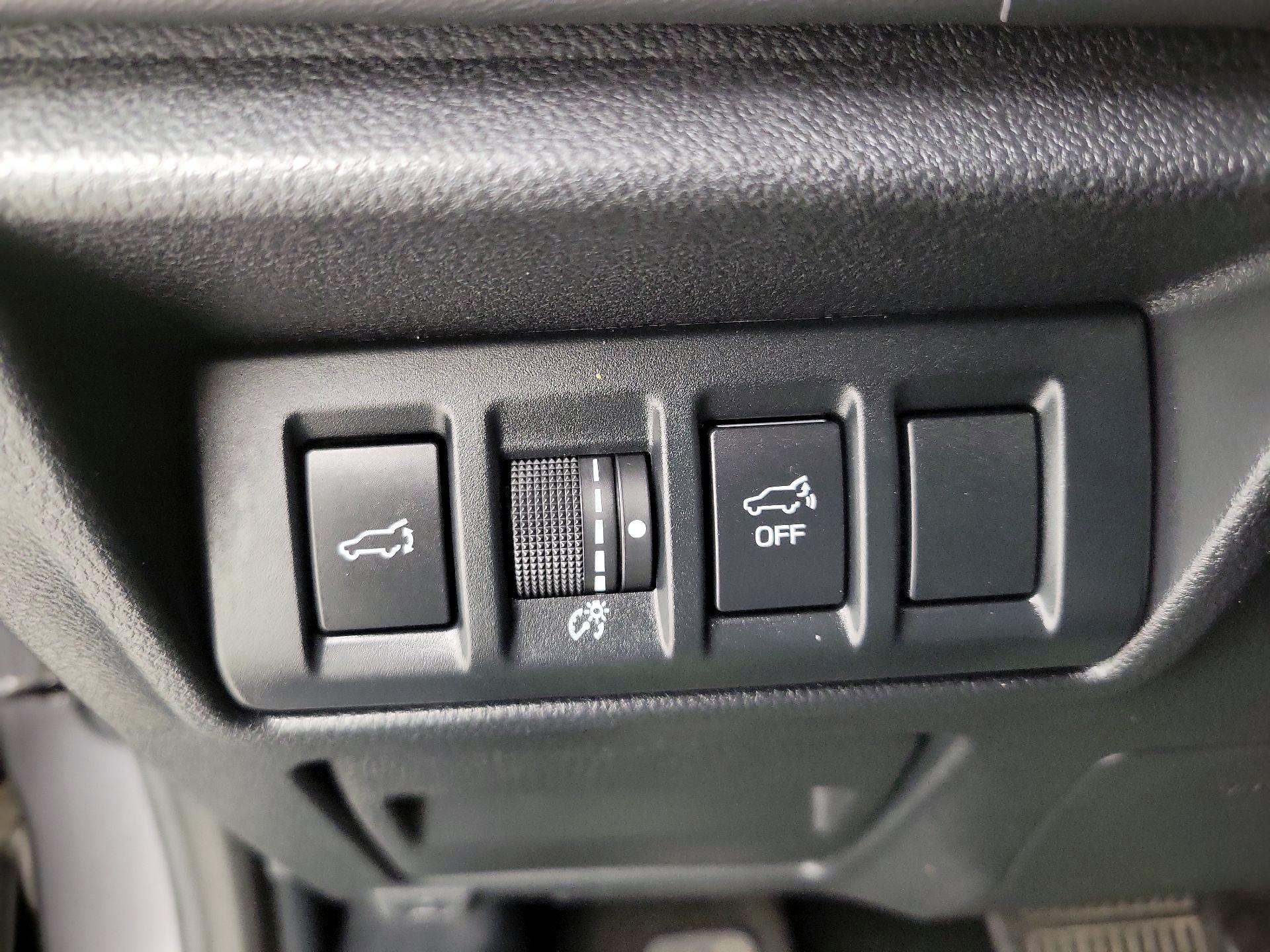 Thumbnail: 2020 Subaru Outback - 13